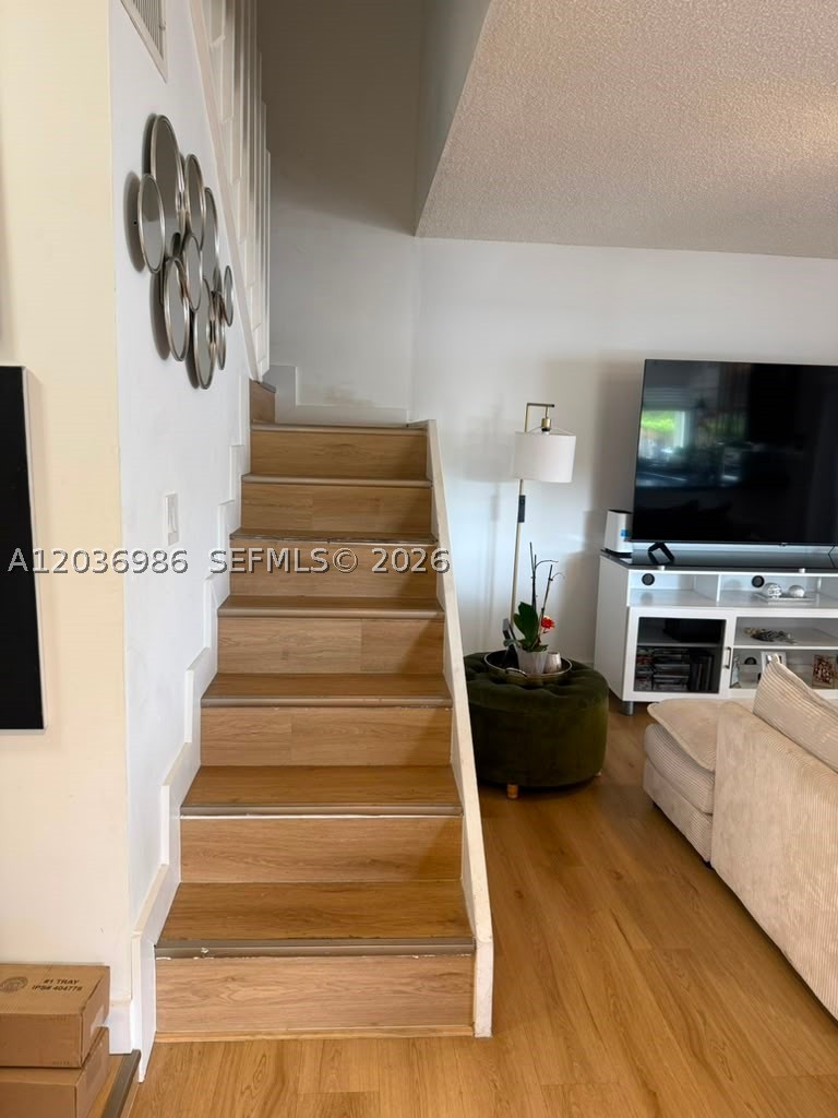 HAMMOCKS SEC 2 - Residential Lease