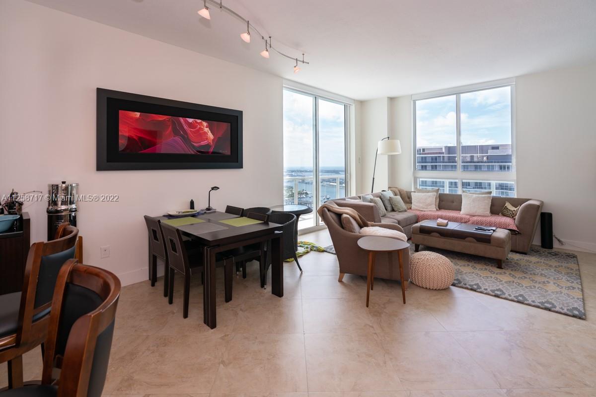 QUANTUM ON THE BAY CONDO - Residential