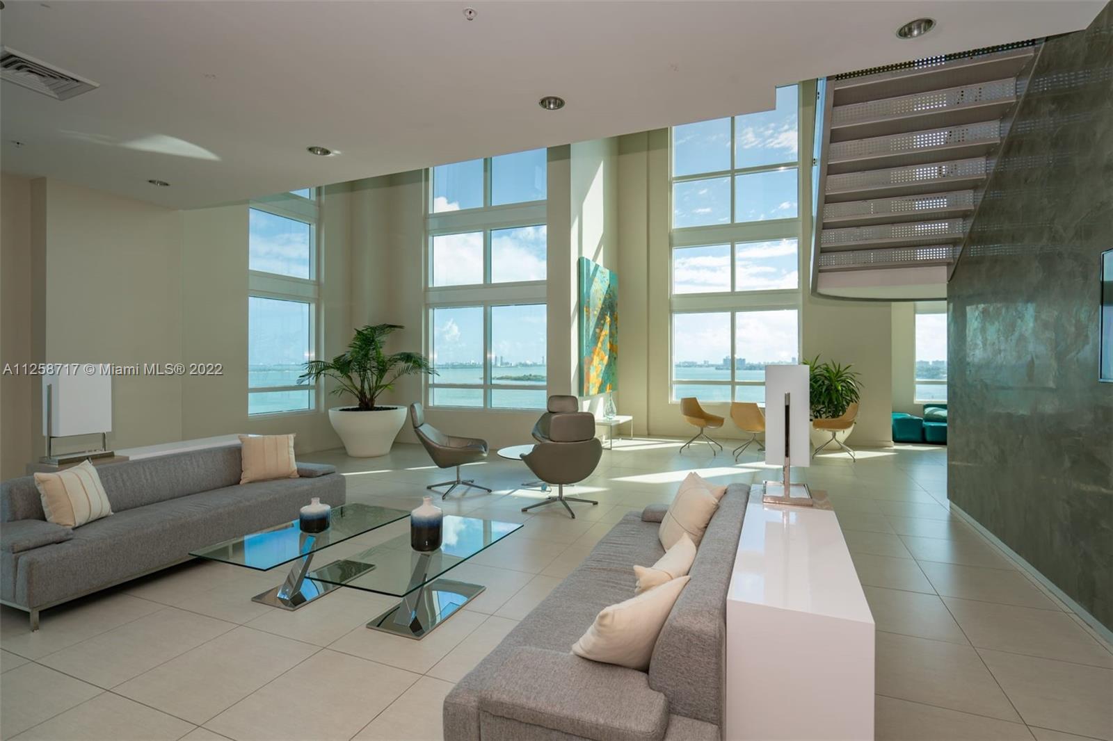 QUANTUM ON THE BAY CONDO - Residential