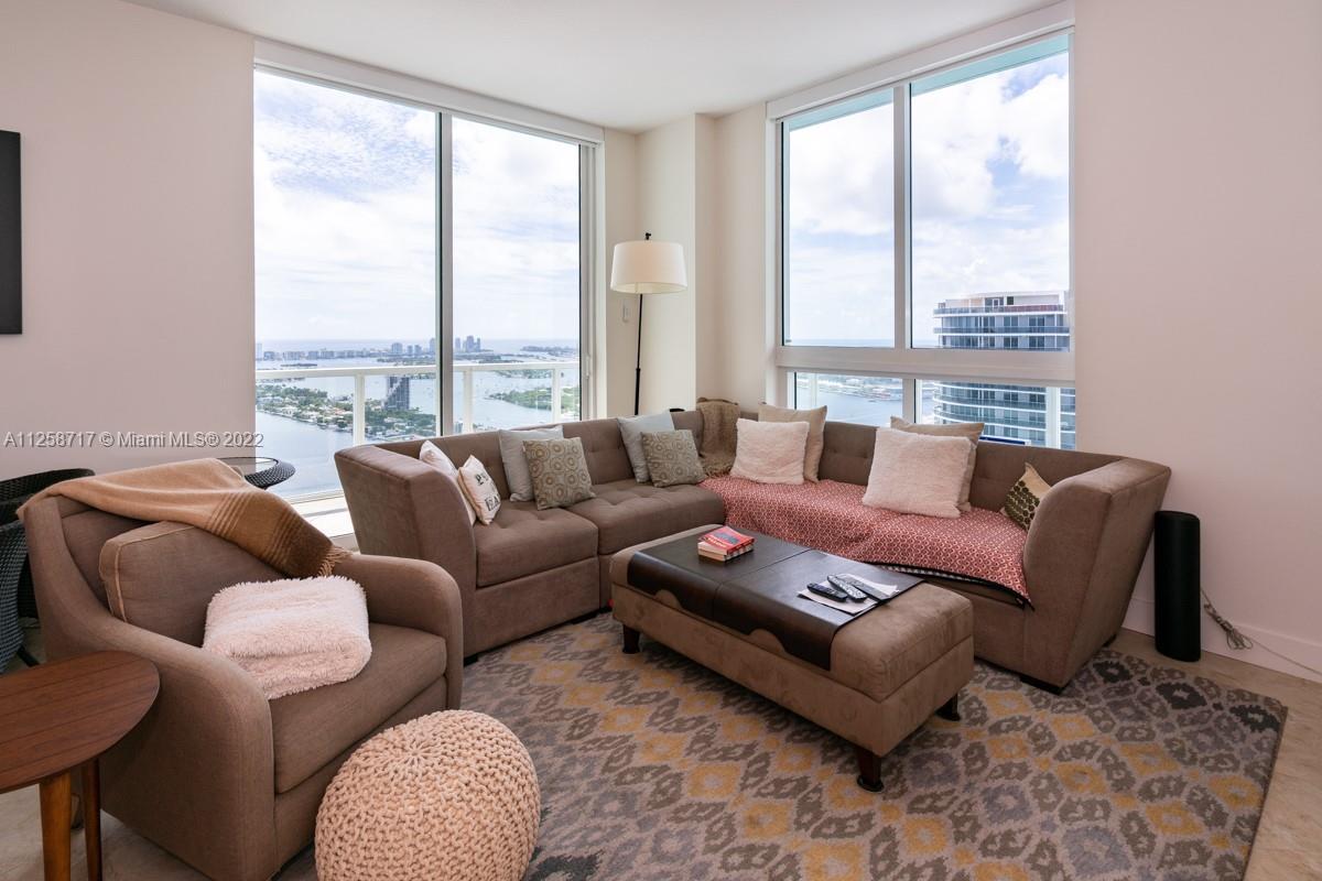 QUANTUM ON THE BAY CONDO - Residential