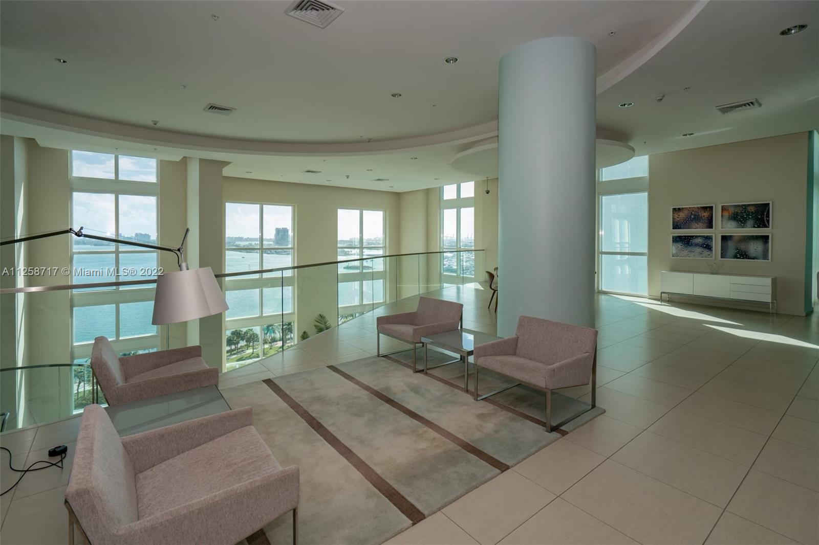 QUANTUM ON THE BAY CONDO - Residential