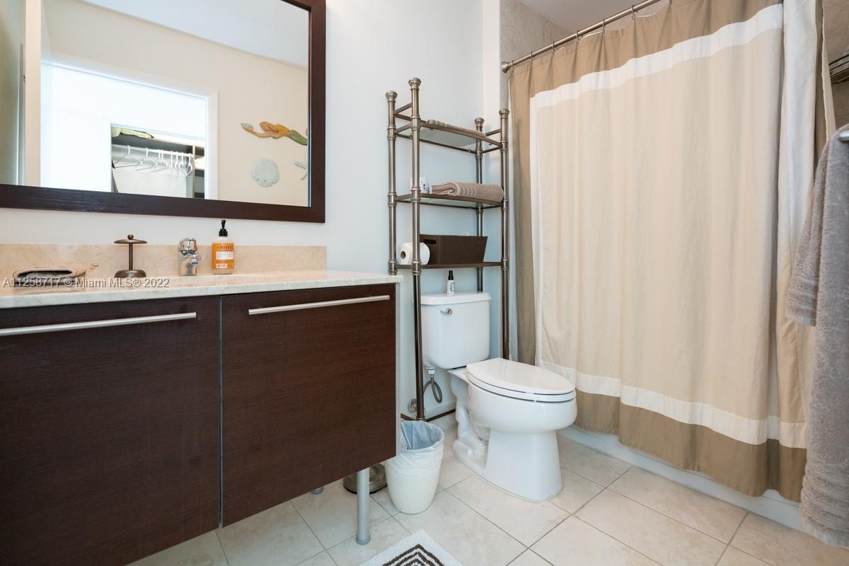 QUANTUM ON THE BAY CONDO - Residential