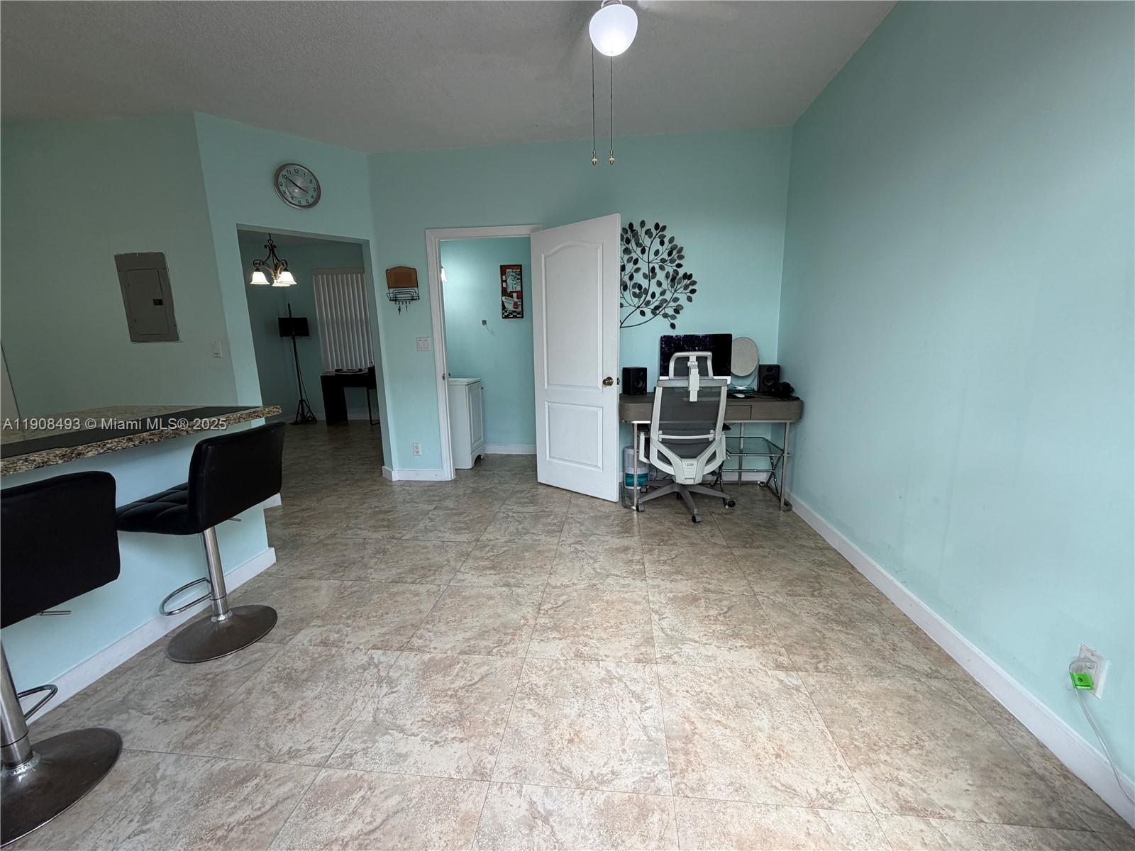 SIERRA RIDGE CONDO H - Residential
