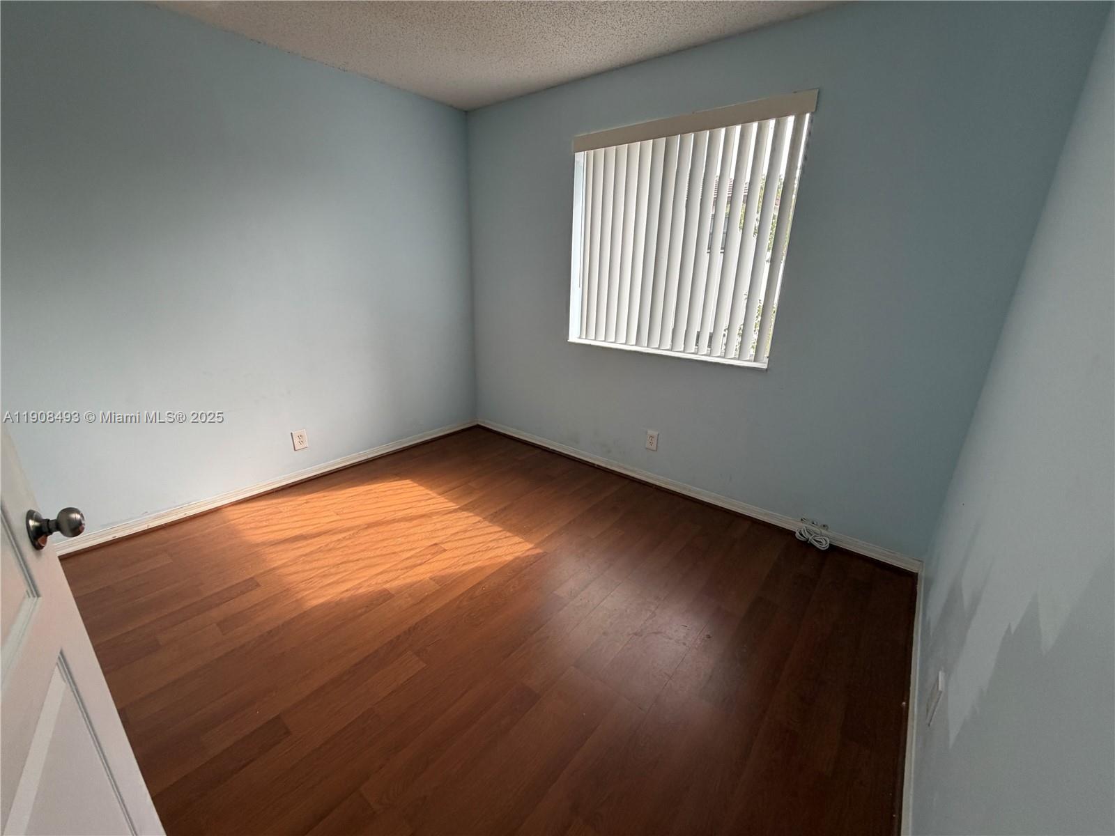 SIERRA RIDGE CONDO H - Residential