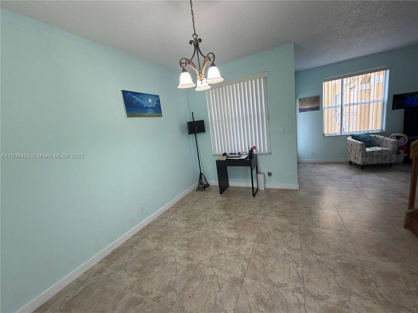 SIERRA RIDGE CONDO H - Residential