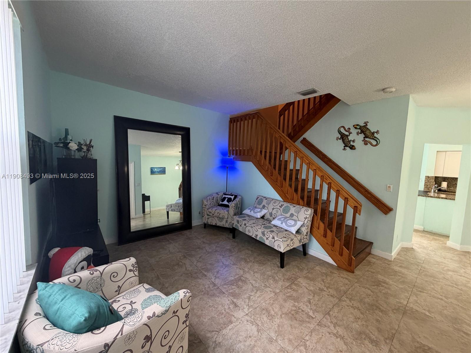 SIERRA RIDGE CONDO H - Residential