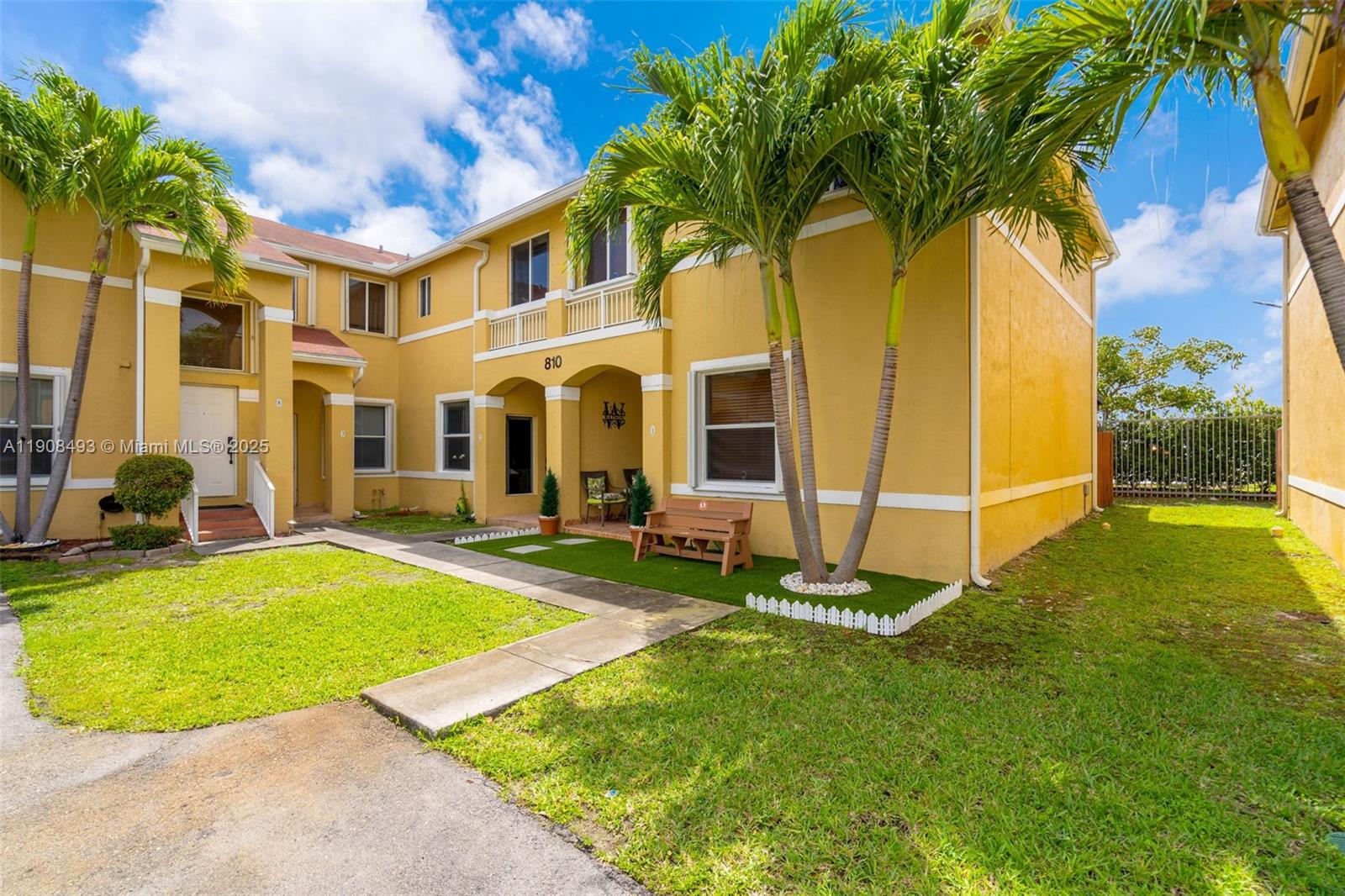 SIERRA RIDGE CONDO H - Residential