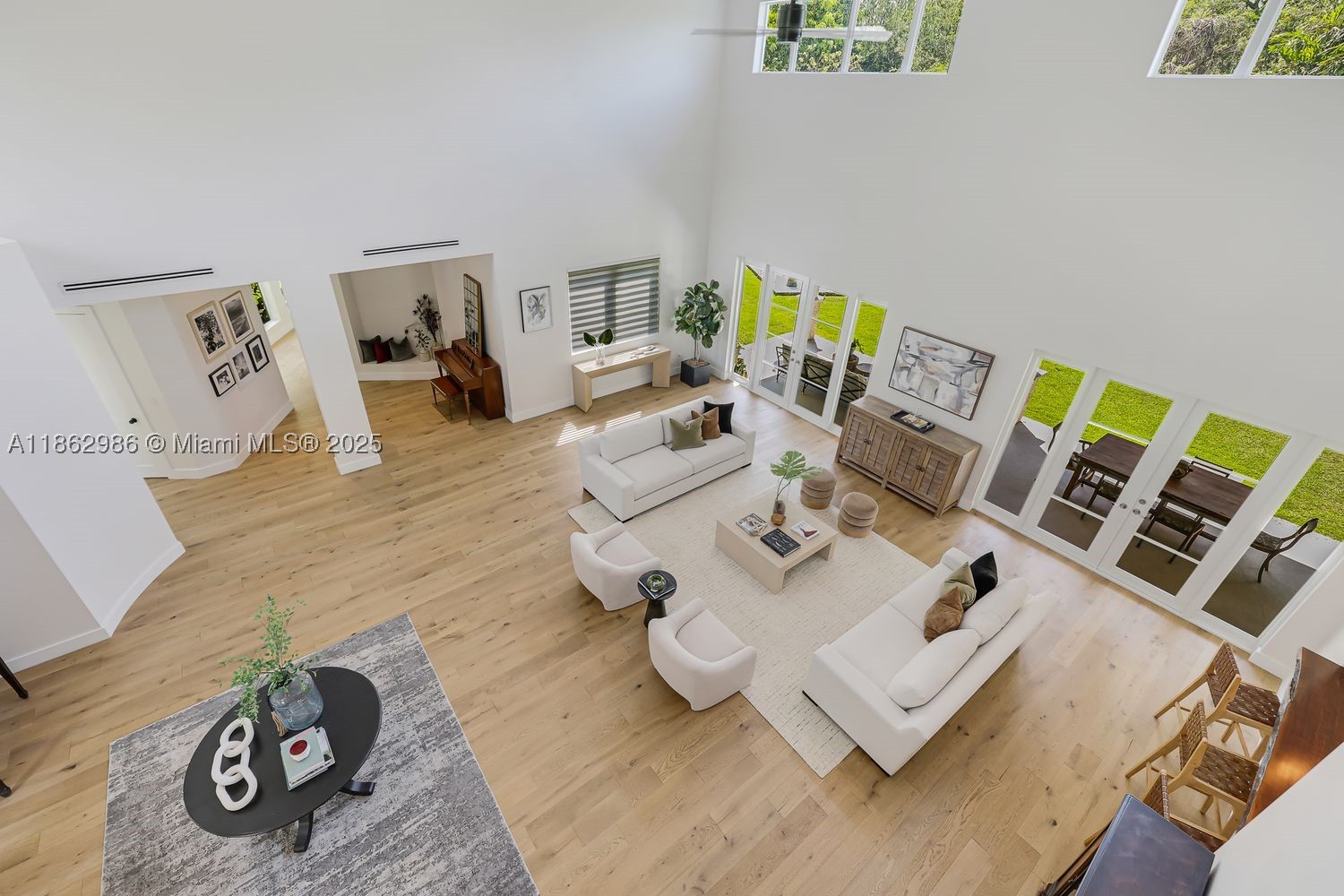 PARADISE GROVE - Residential