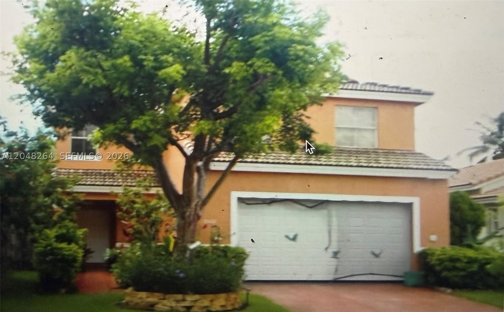 LANDINGS - Residential Lease