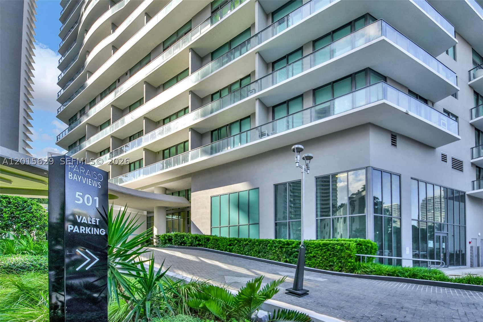 Beautiful 2 bedroom, 2 bath corner apartment with a den that can be used as a third bedroom, office or independent dining room. This luxurious community Paraiso Bayview Condo is located in Edgewater. This exceptional location provides easy access to downtown Brickell, Miami International Airport, Wynwood, and the beaches. This spacious unit floods with a lot of natural light through the impact glass windows. Ceramic tiles throughout the unit, built-in closet and modern kitchen cabinetry. Paraiso Bayview Condo has amazing amenities that include 2 pool areas on the 6th and 44th floor, barbecue areas, tennis courts, gym and spa, billiards, movie theater, children’s playroom, party room and lounge, 24 hour security valet parking, basic internet and 1 assigned parking space in the building on the 4th floor.