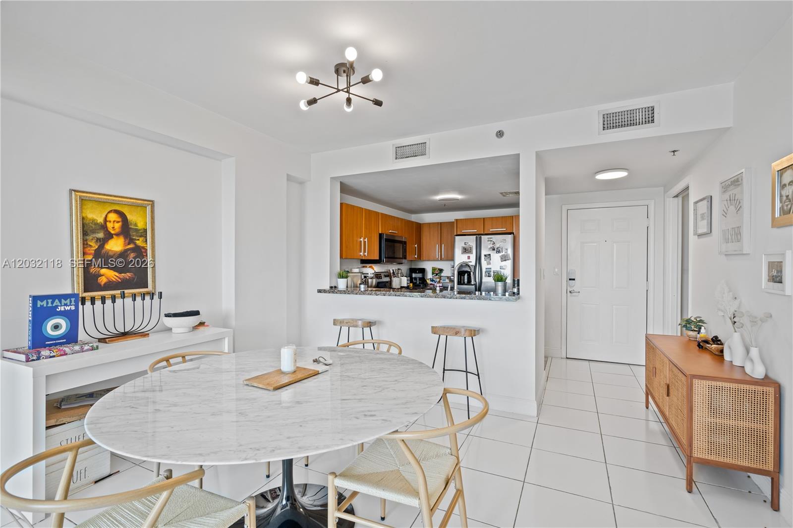 CASABLANCA VILLAS CONDO - Residential Lease