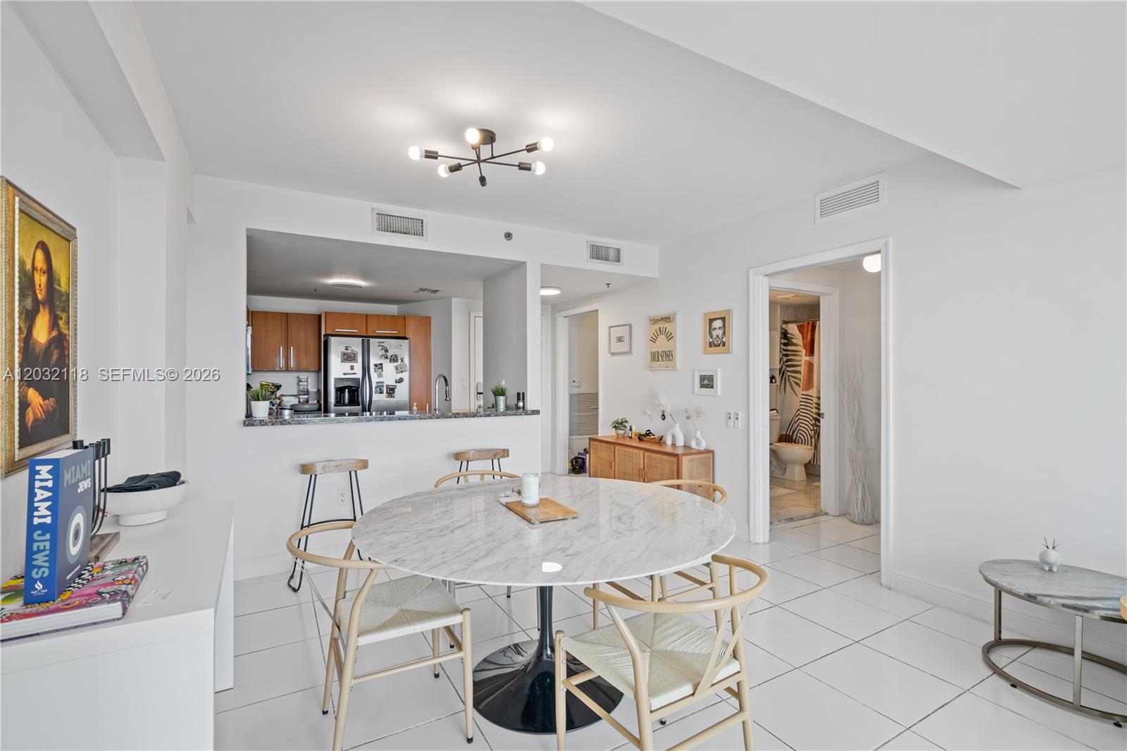 CASABLANCA VILLAS CONDO - Residential Lease