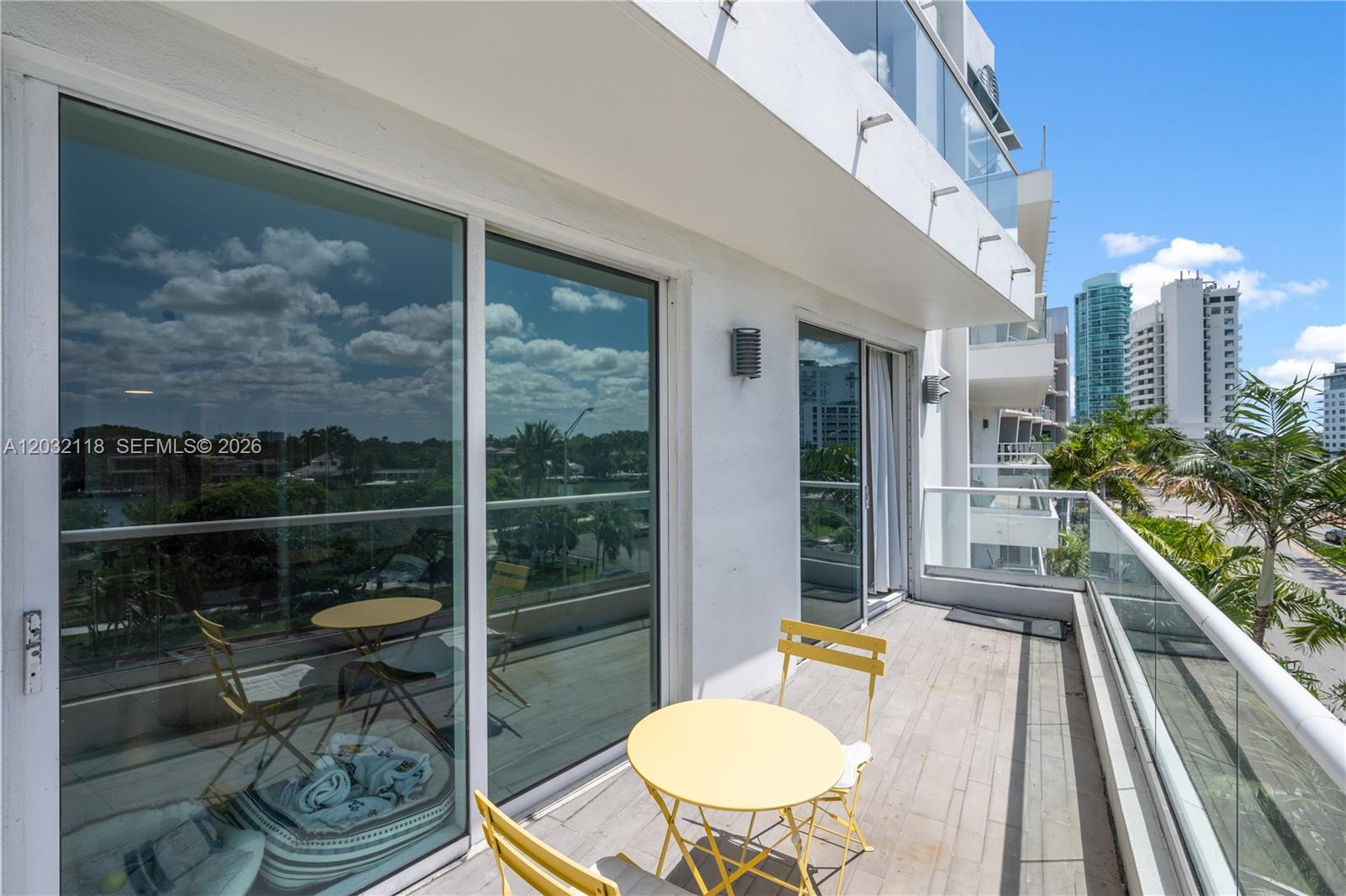 CASABLANCA VILLAS CONDO - Residential Lease