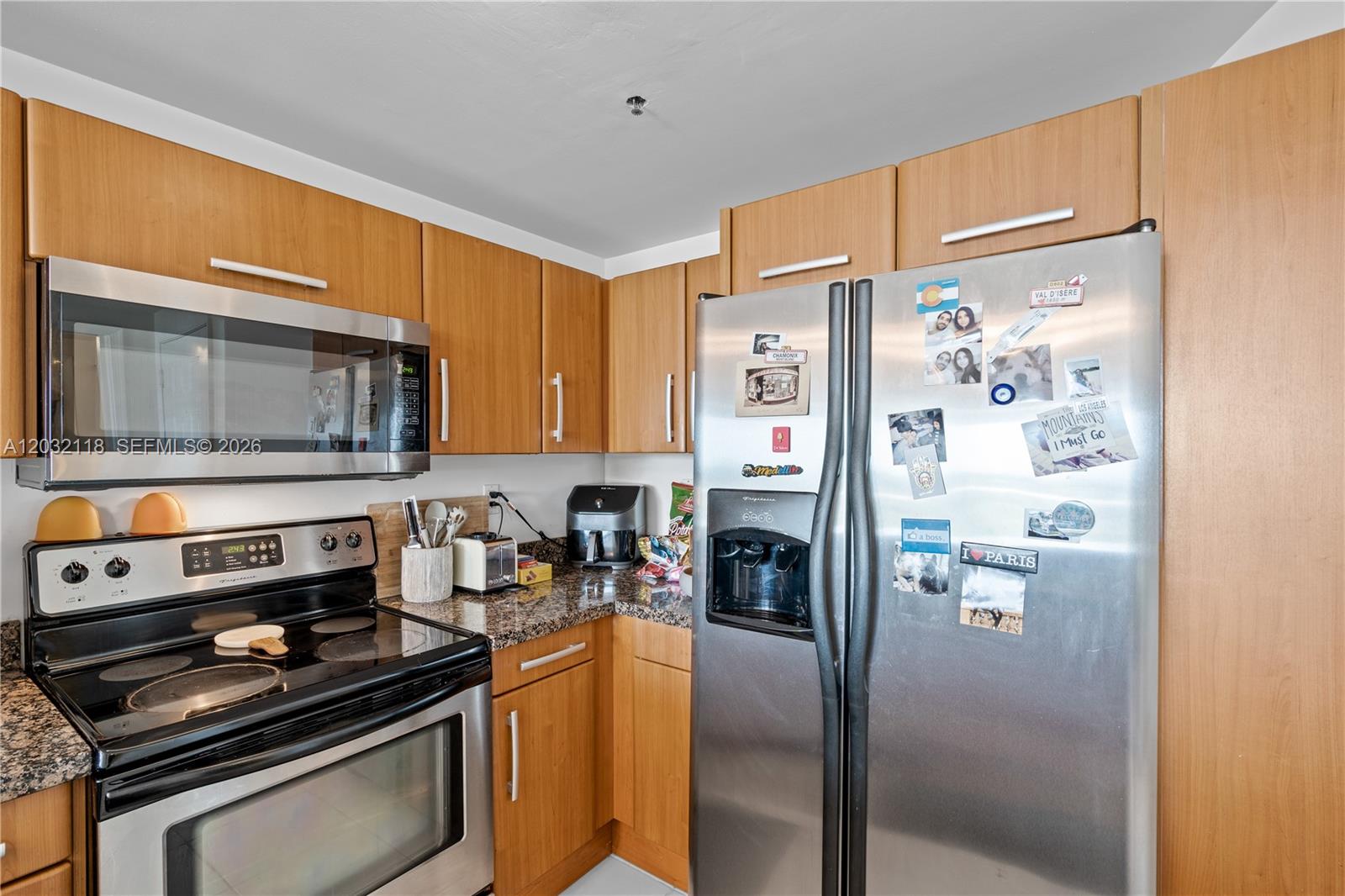 CASABLANCA VILLAS CONDO - Residential Lease