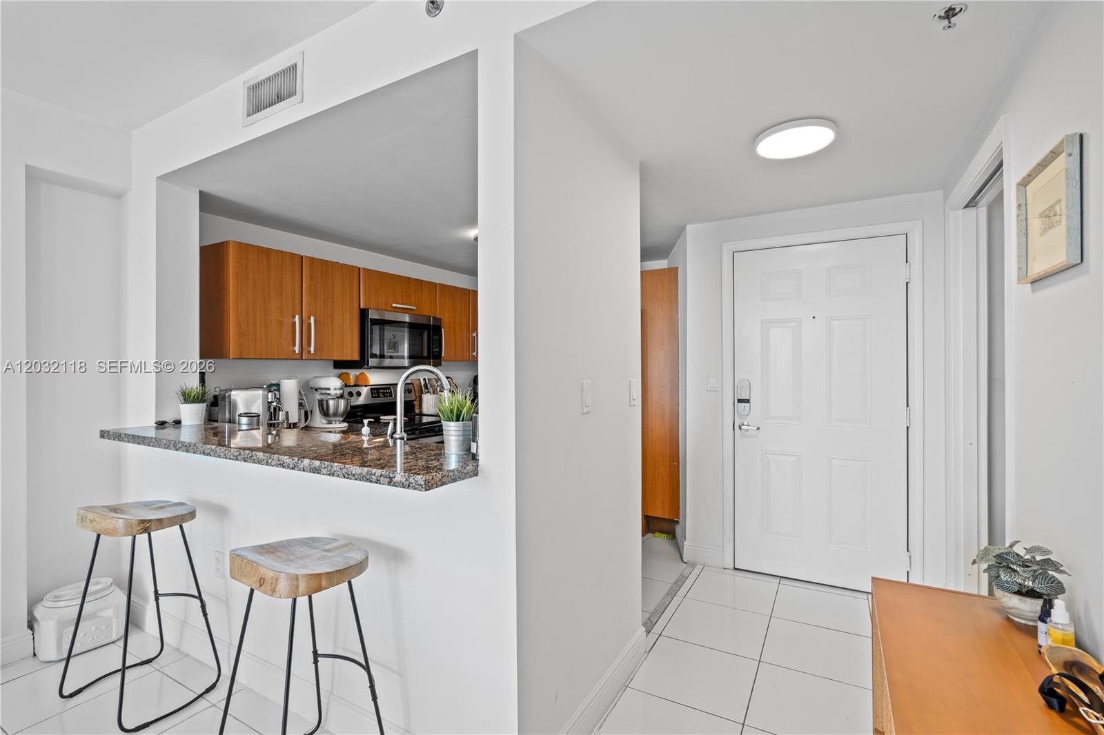 CASABLANCA VILLAS CONDO - Residential Lease