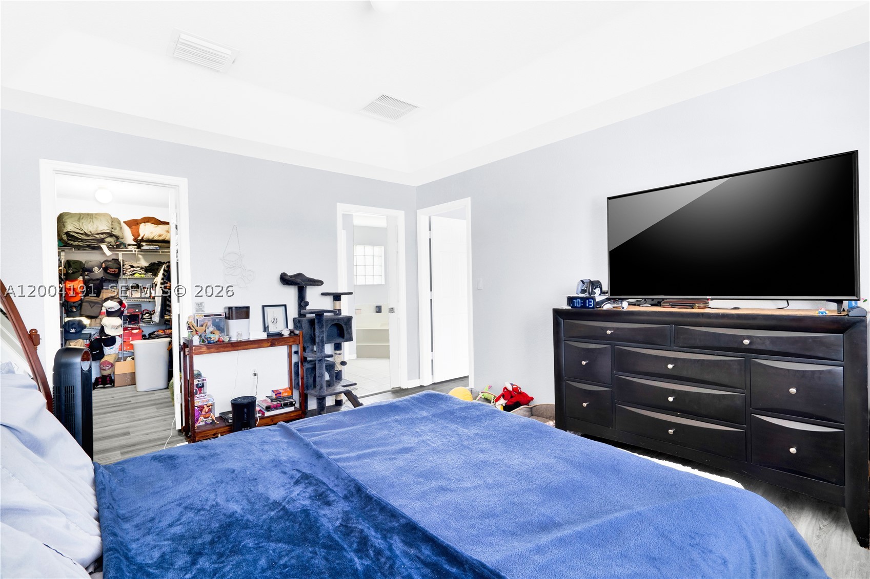 PELICAN BAY AT OLD CUTLER - Residential