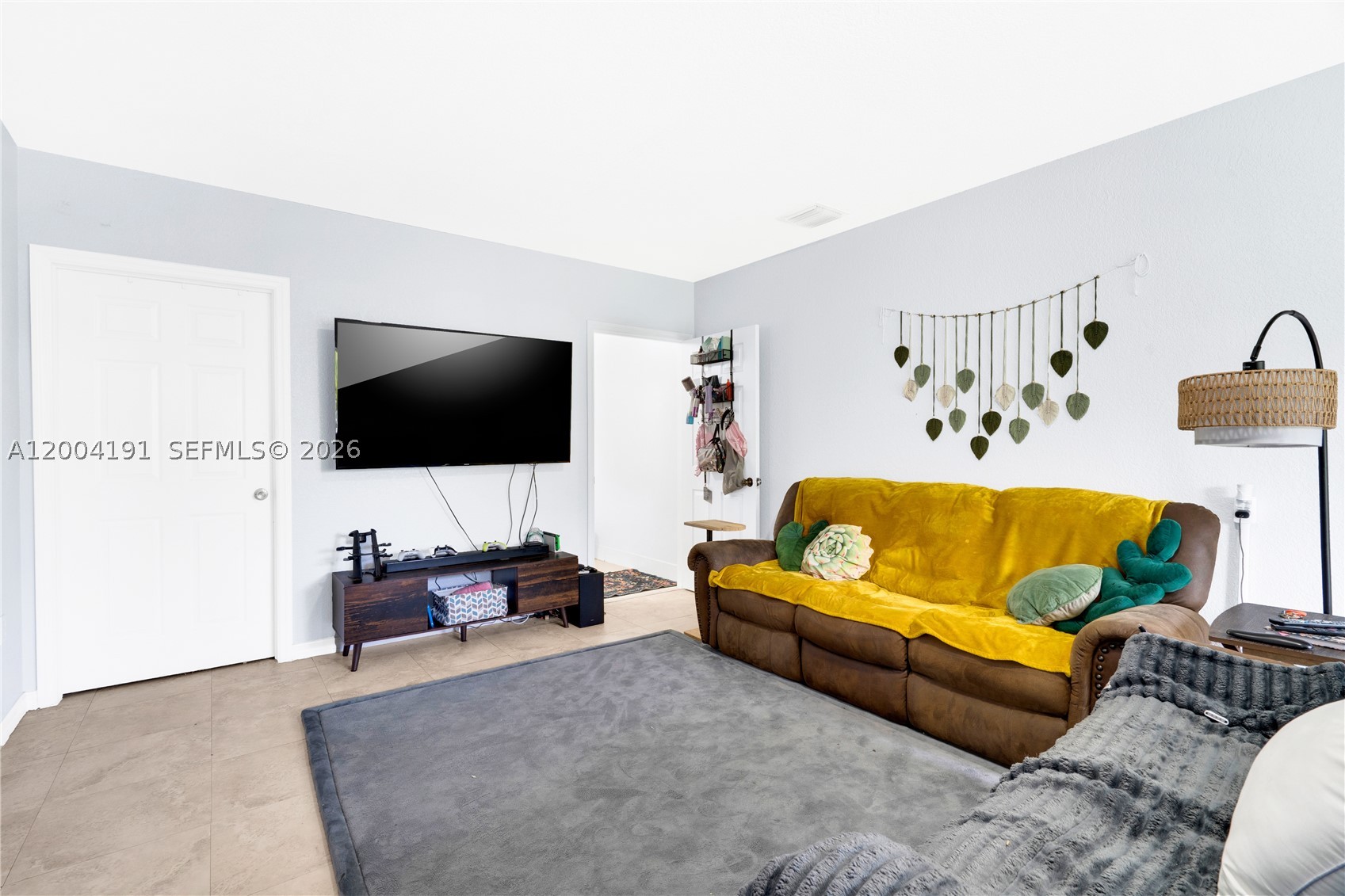 PELICAN BAY AT OLD CUTLER - Residential