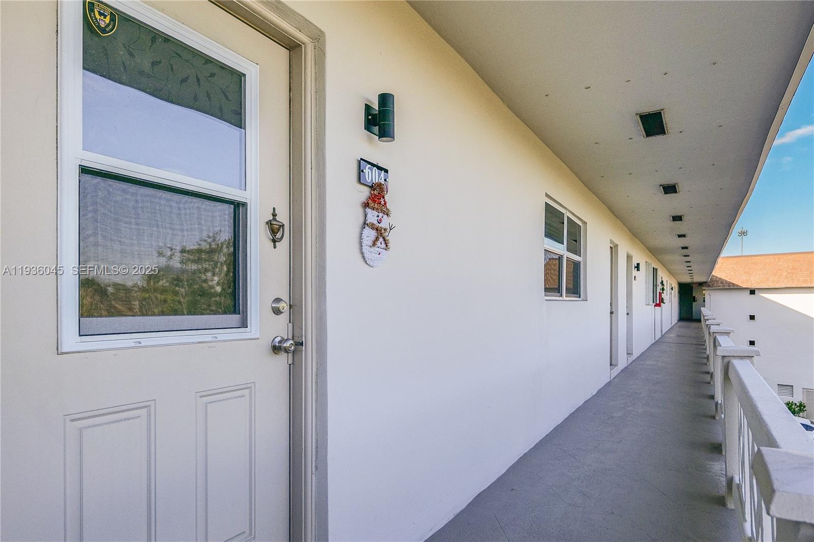 ROSE GARDENS CONDO - Residential