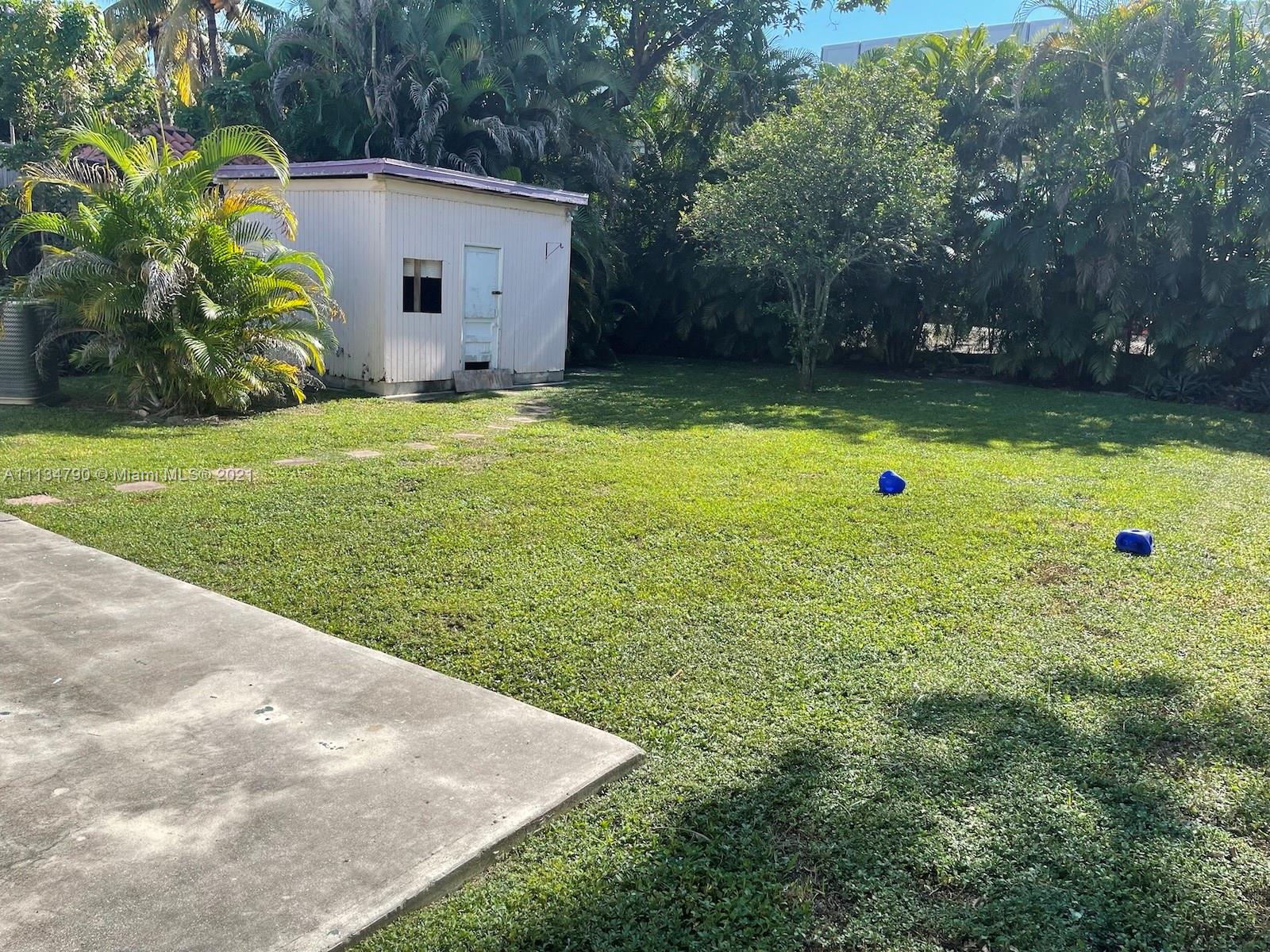 EAST SHENANDOAH - Residential