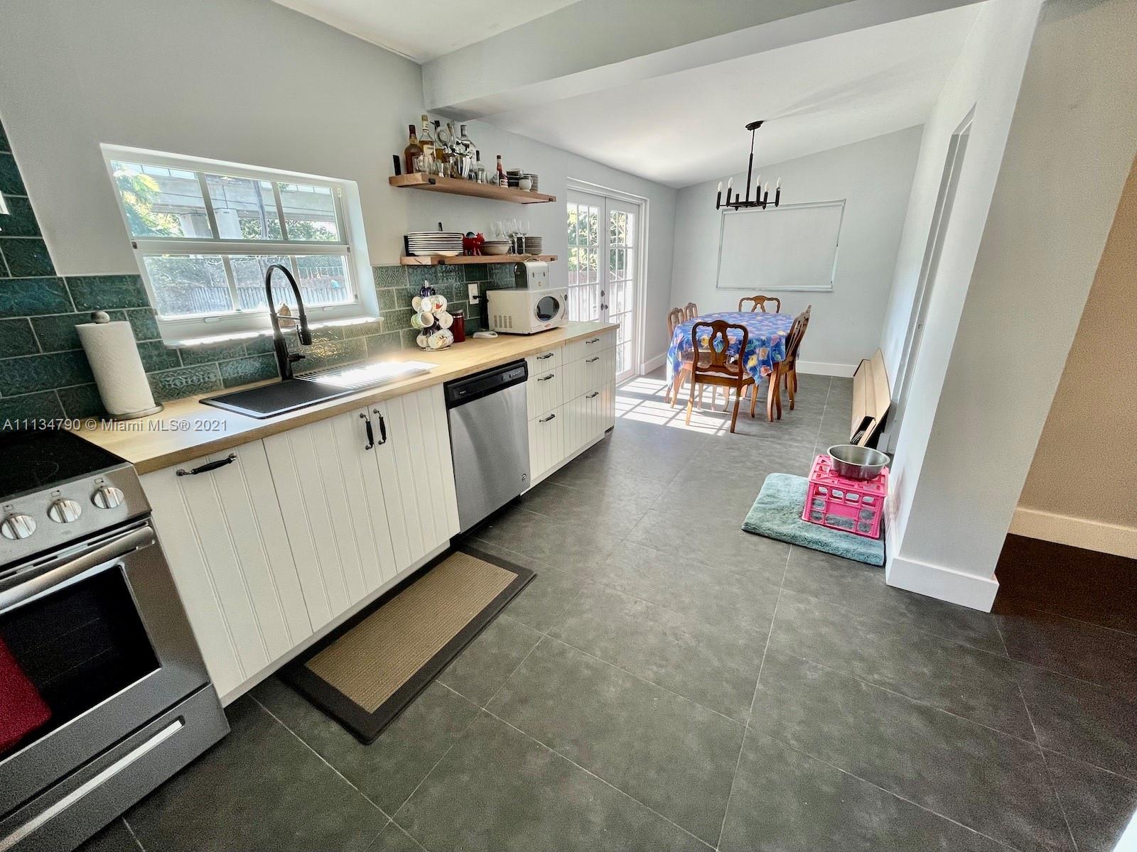 EAST SHENANDOAH - Residential
