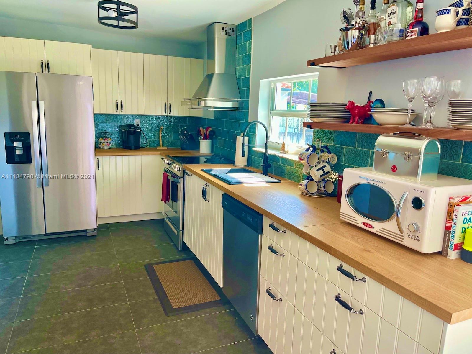 EAST SHENANDOAH - Residential