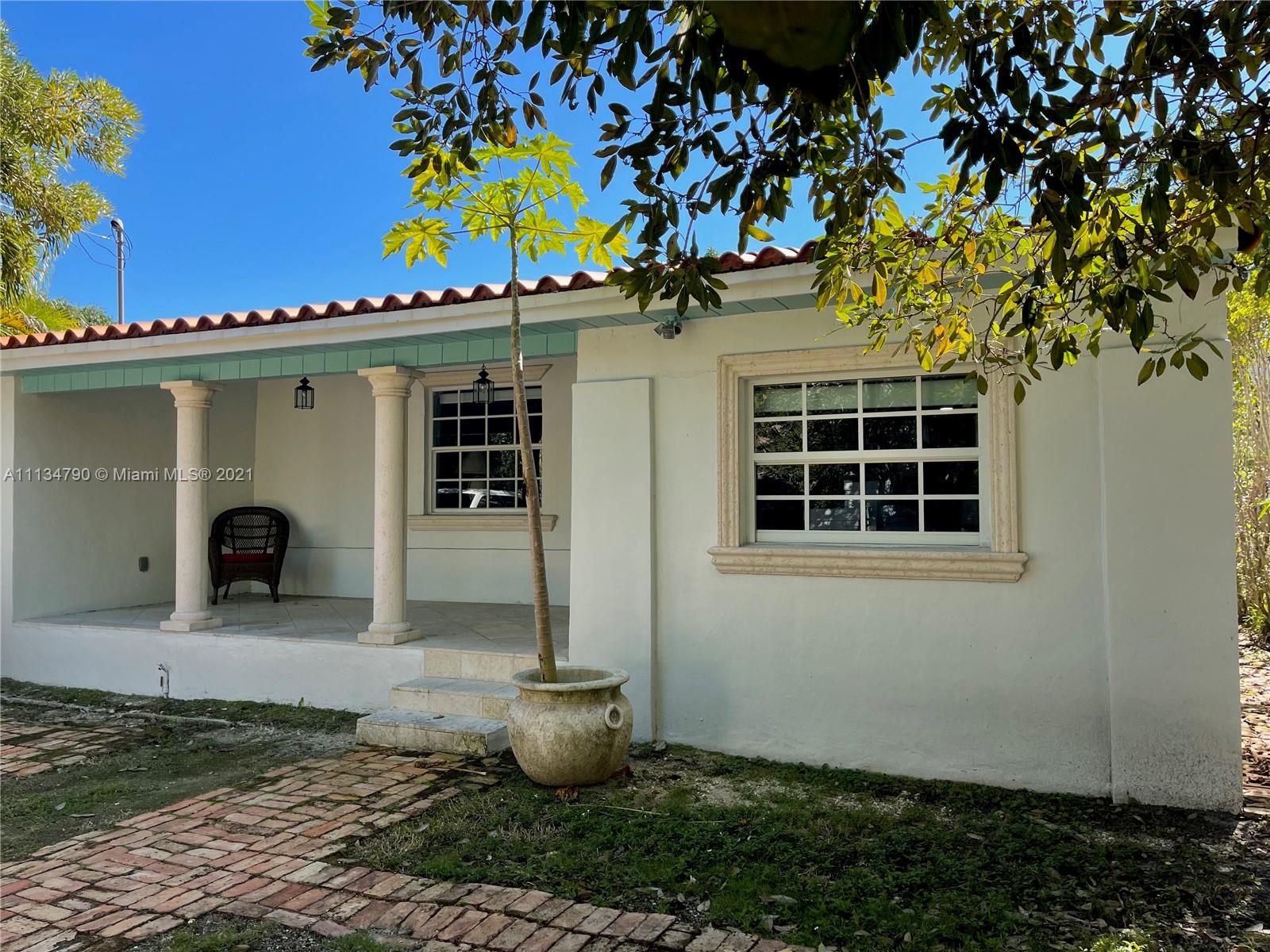 EAST SHENANDOAH - Residential