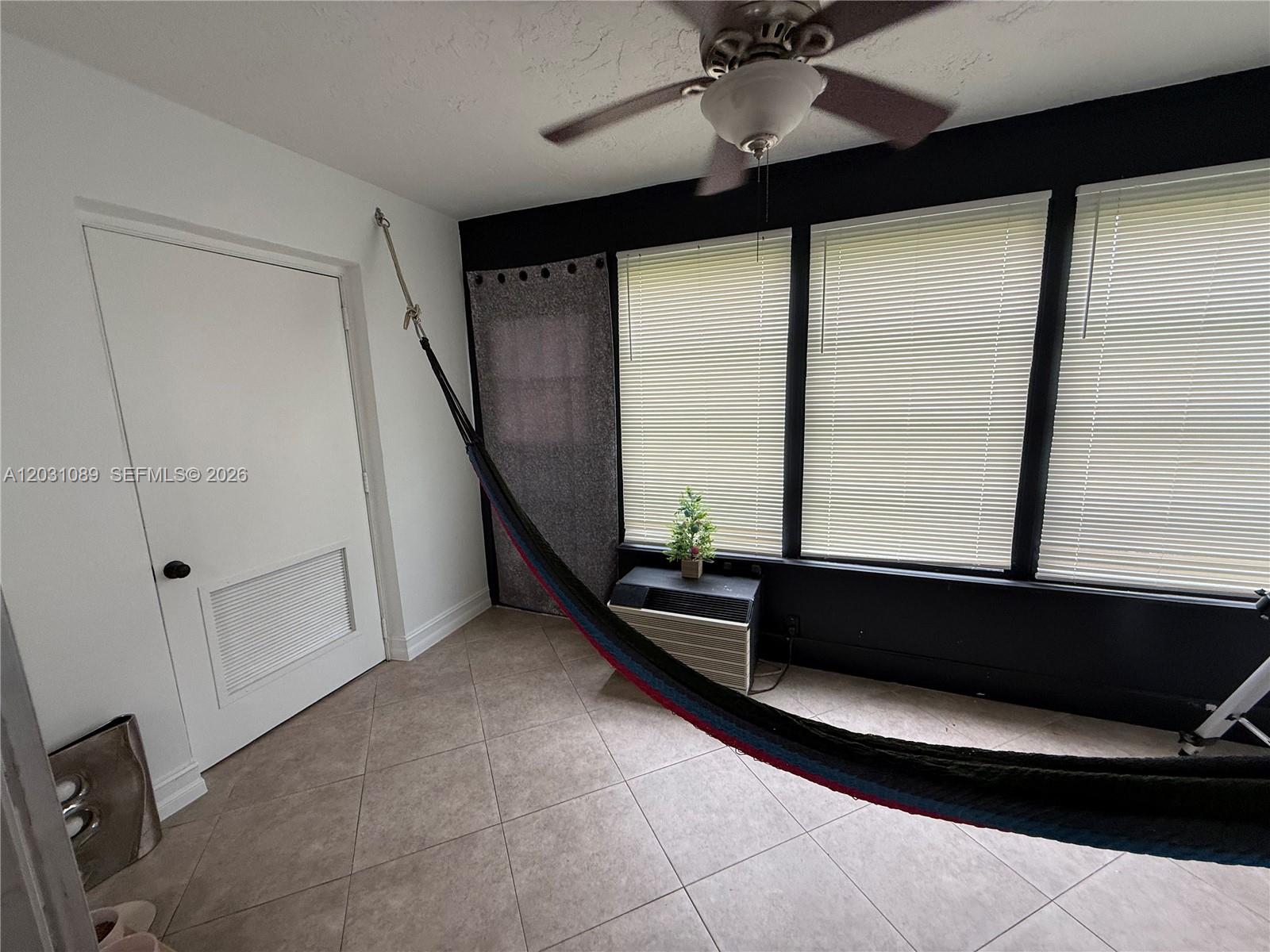 2 OF PALM SPRINGS 1 CONDO - Residential