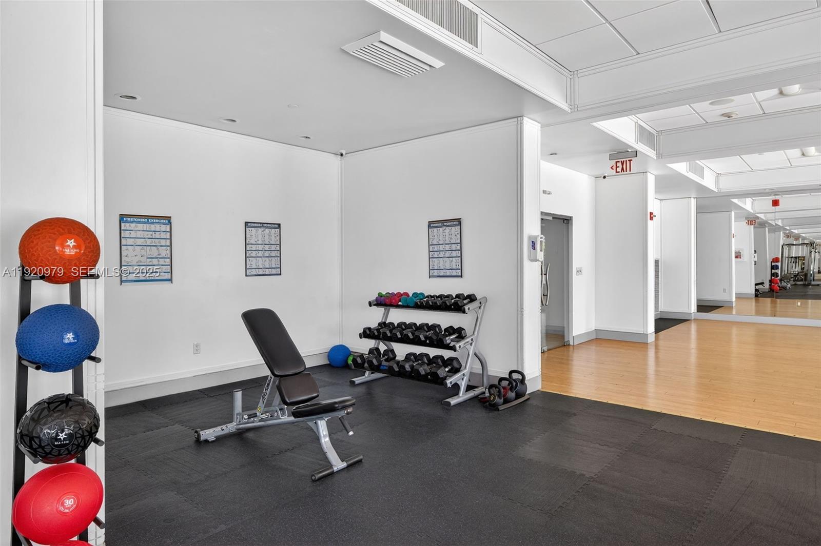 ADMIRALS PORT CONDO WEST - Residential