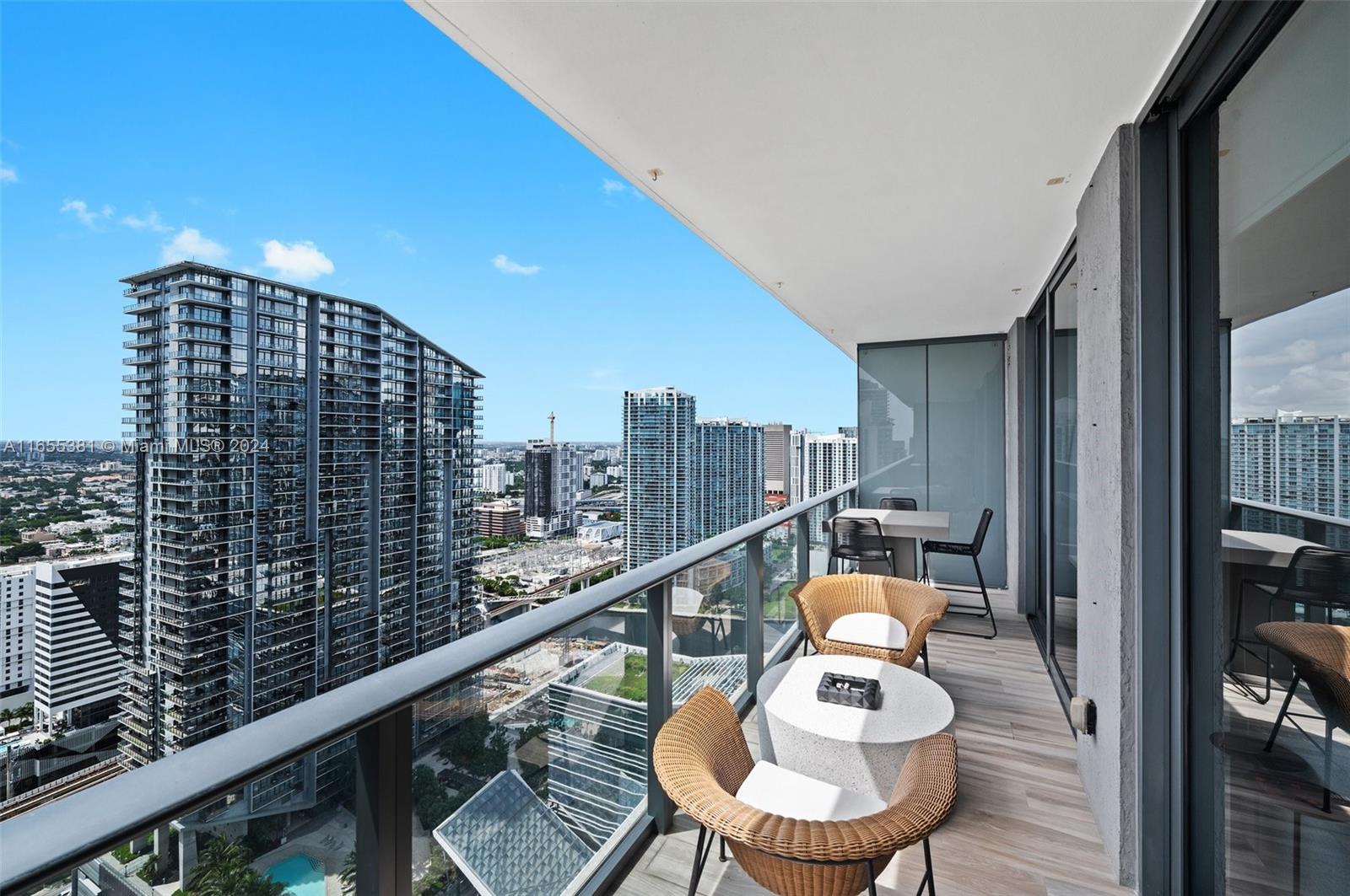 801 SMA RESIDENCES CONDO - Residential Lease