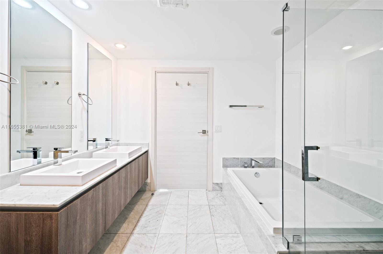 801 SMA RESIDENCES CONDO - Residential Lease