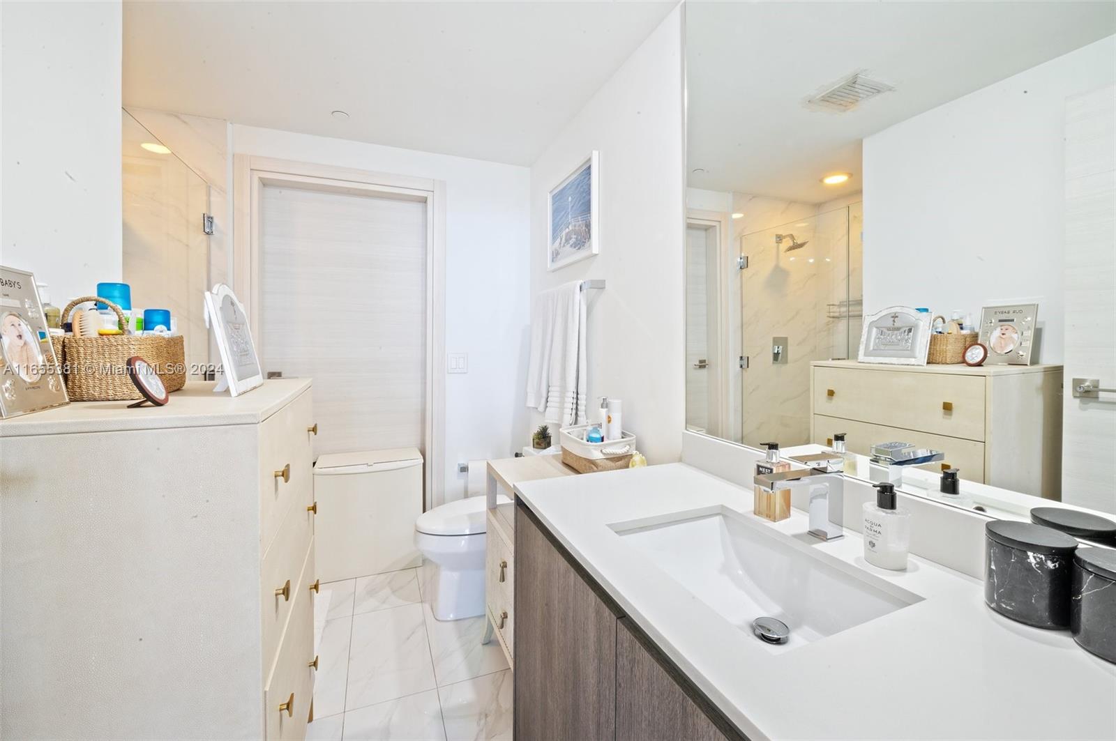 801 SMA RESIDENCES CONDO - Residential Lease
