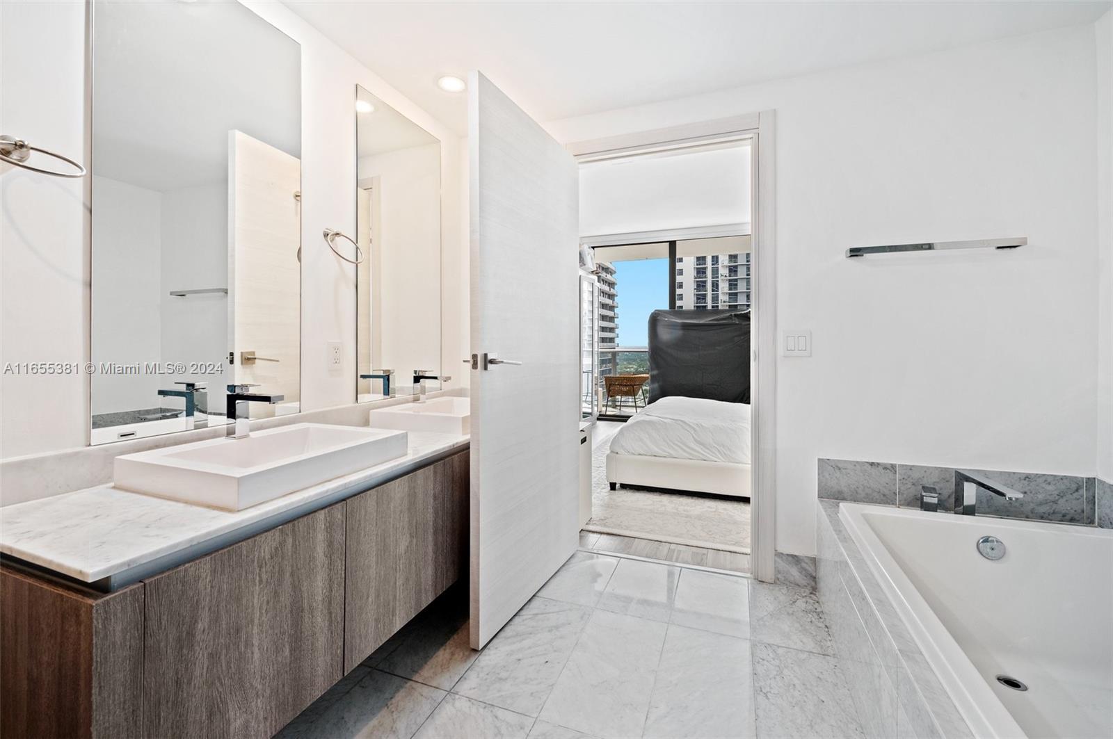 801 SMA RESIDENCES CONDO - Residential Lease