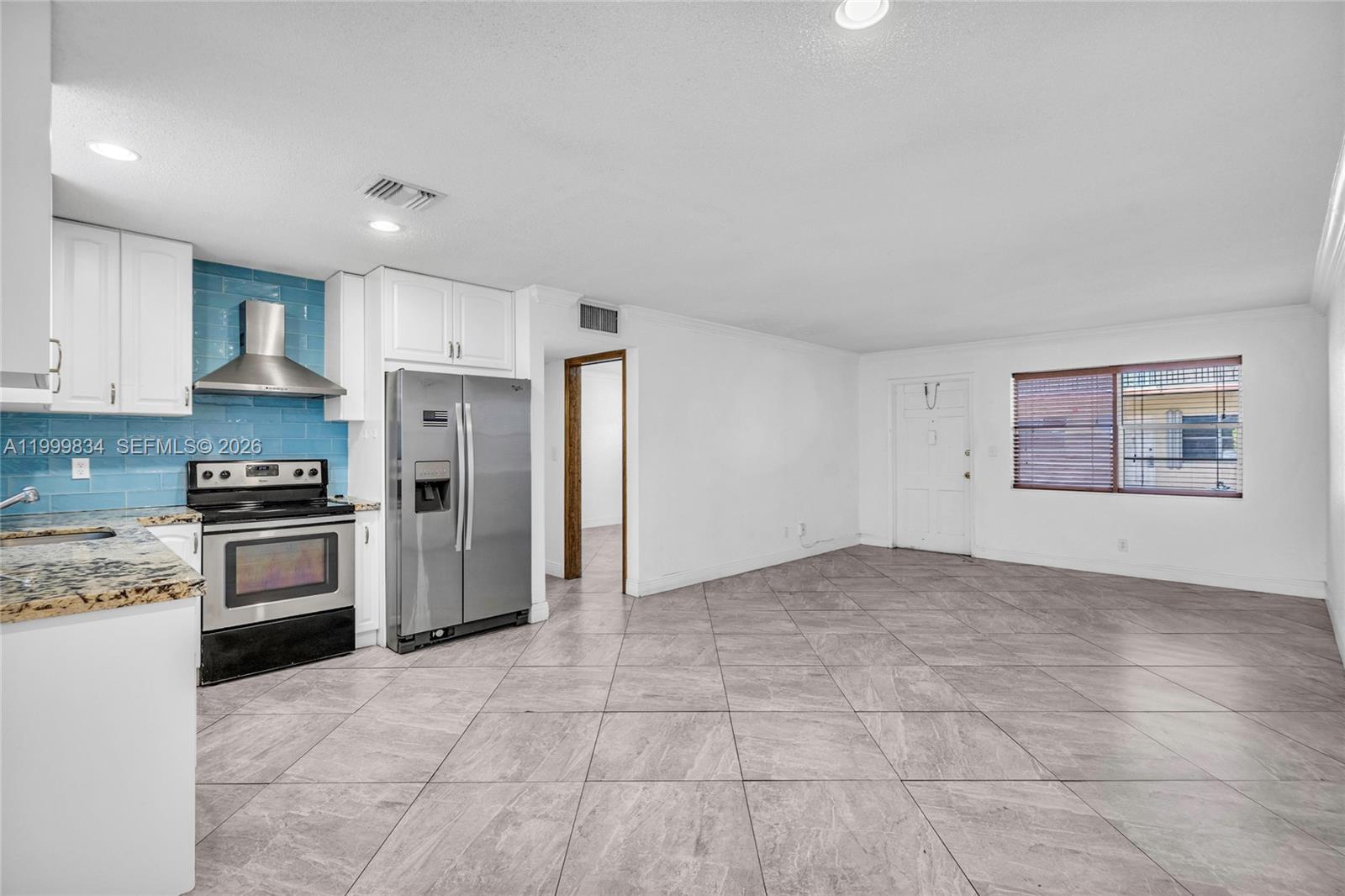 ROYAL TERRACE CONDOMINIUM - Residential