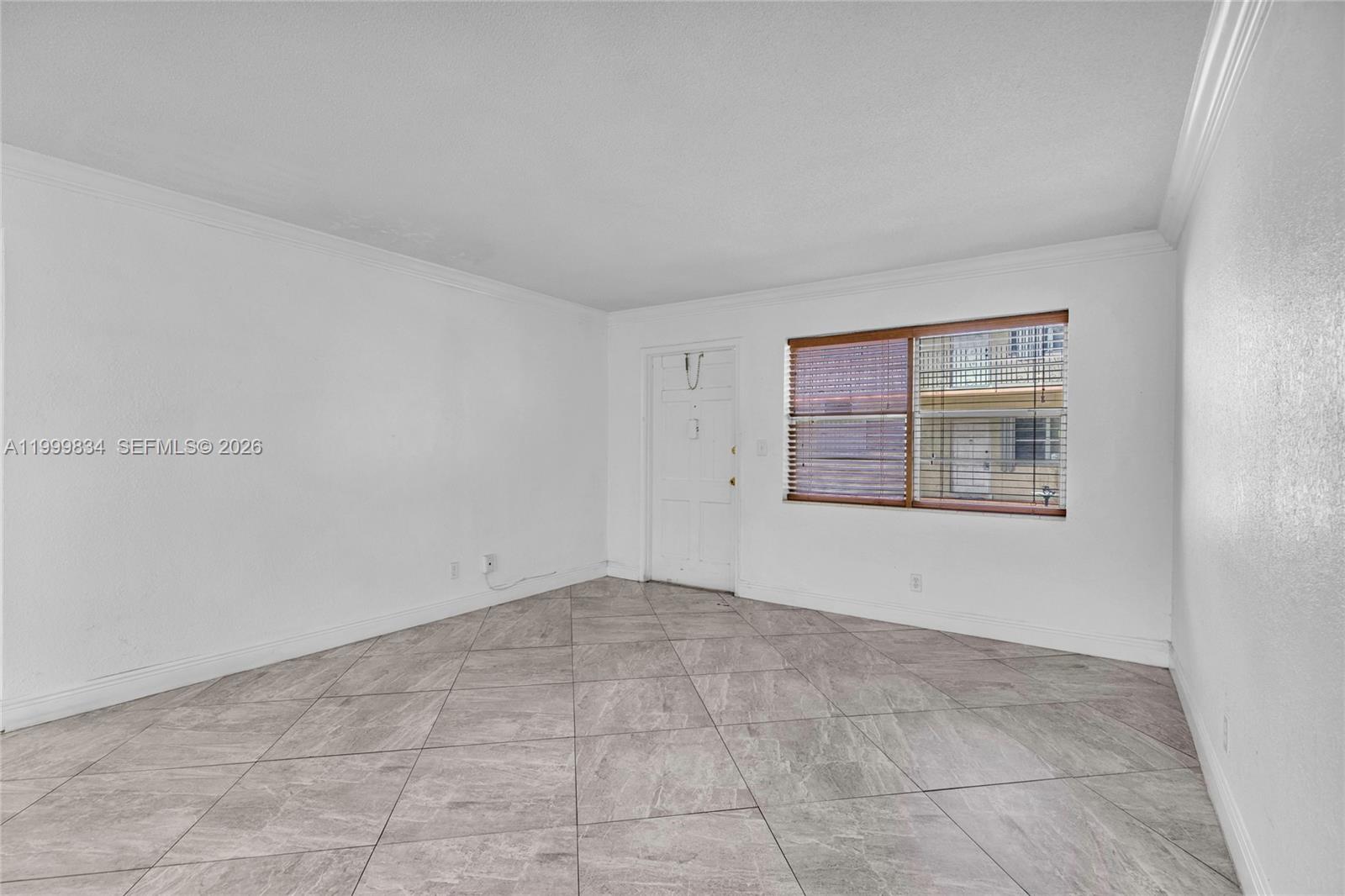 ROYAL TERRACE CONDOMINIUM - Residential
