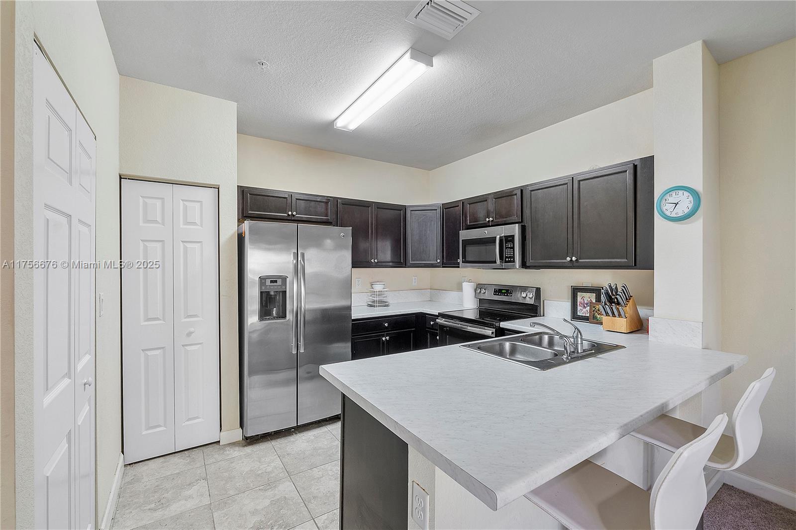 FIJI CONDO NO 1 - Residential