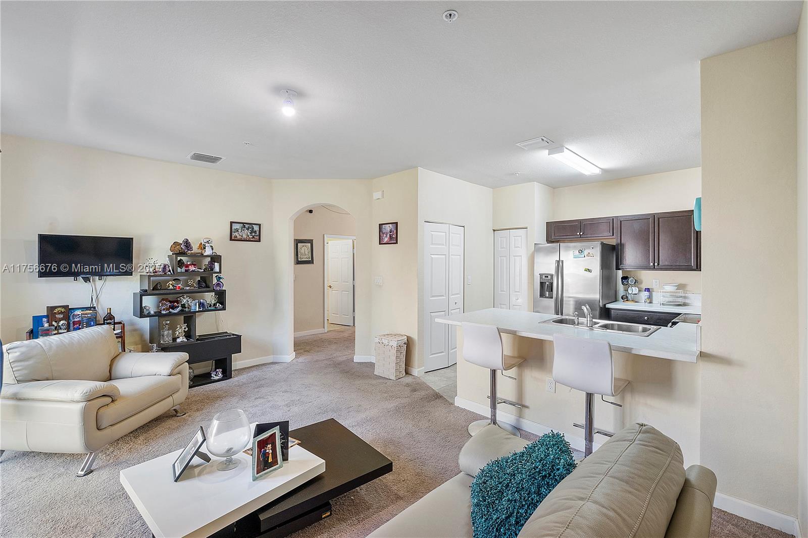 FIJI CONDO NO 1 - Residential