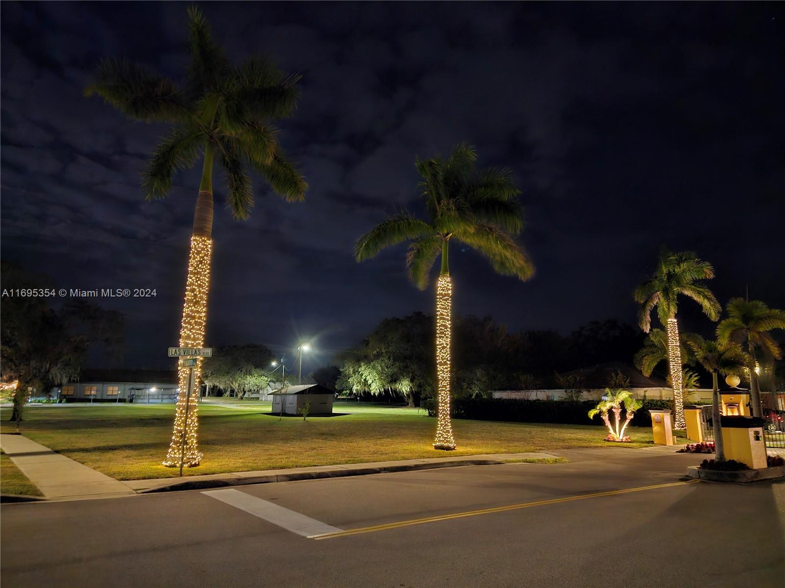 Las Villas at Kenilworth - Residential Lease