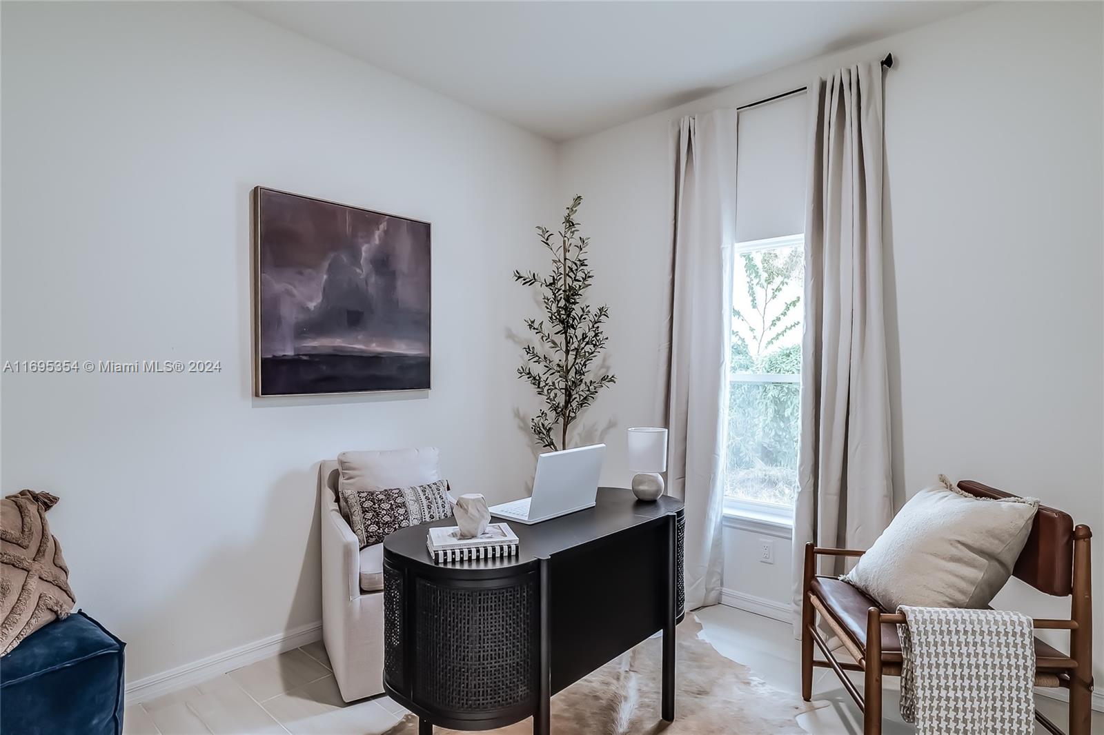 Las Villas at Kenilworth - Residential Lease