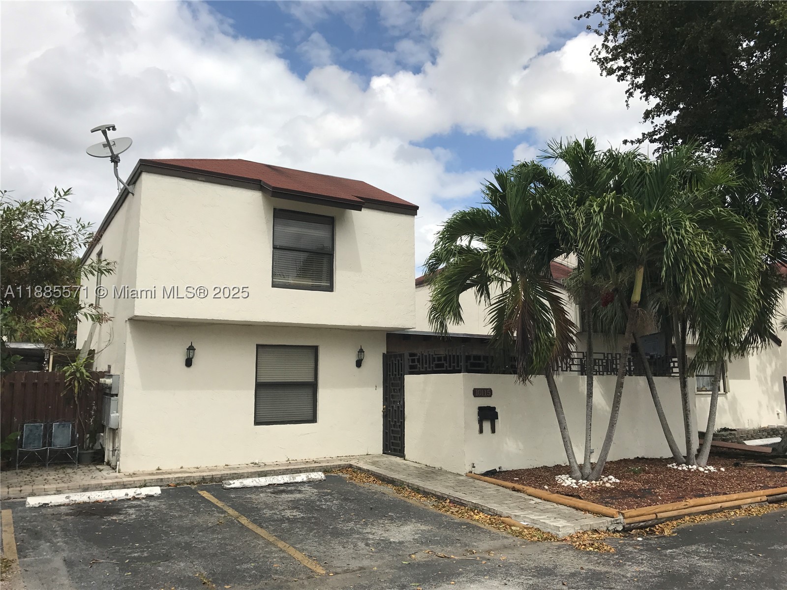 SPRING LAKES VILLAGE II - Residential