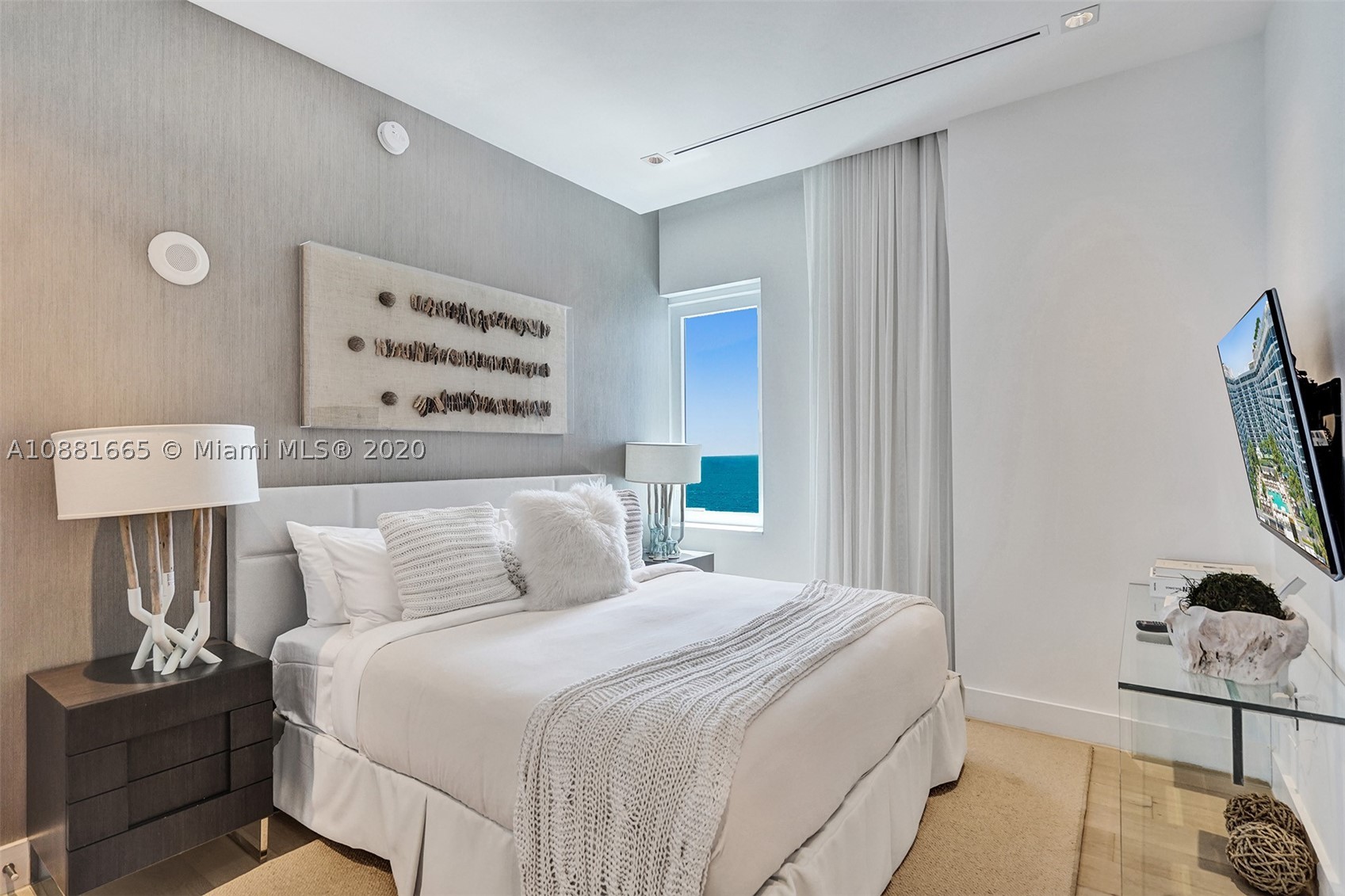 2399 COLLINS AVENUE - Residential