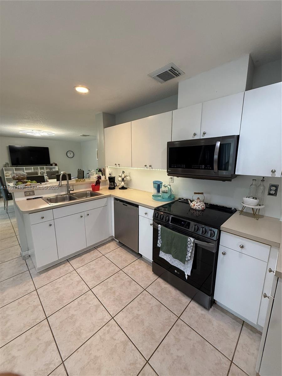 CORAL REEF NURSERIES SEC - Residential