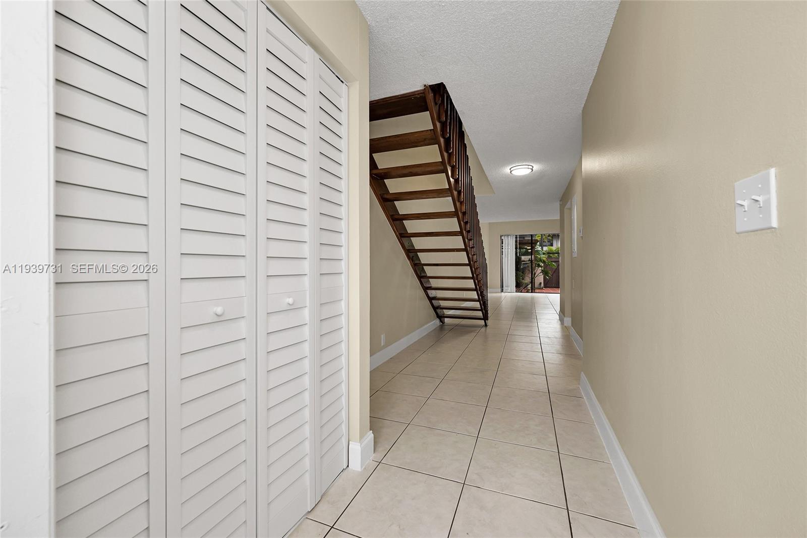 CALUSA POINT - Residential Lease