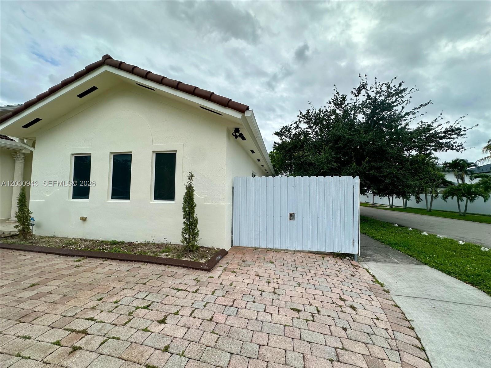 EFM ESTATES SEC 1 - Residential