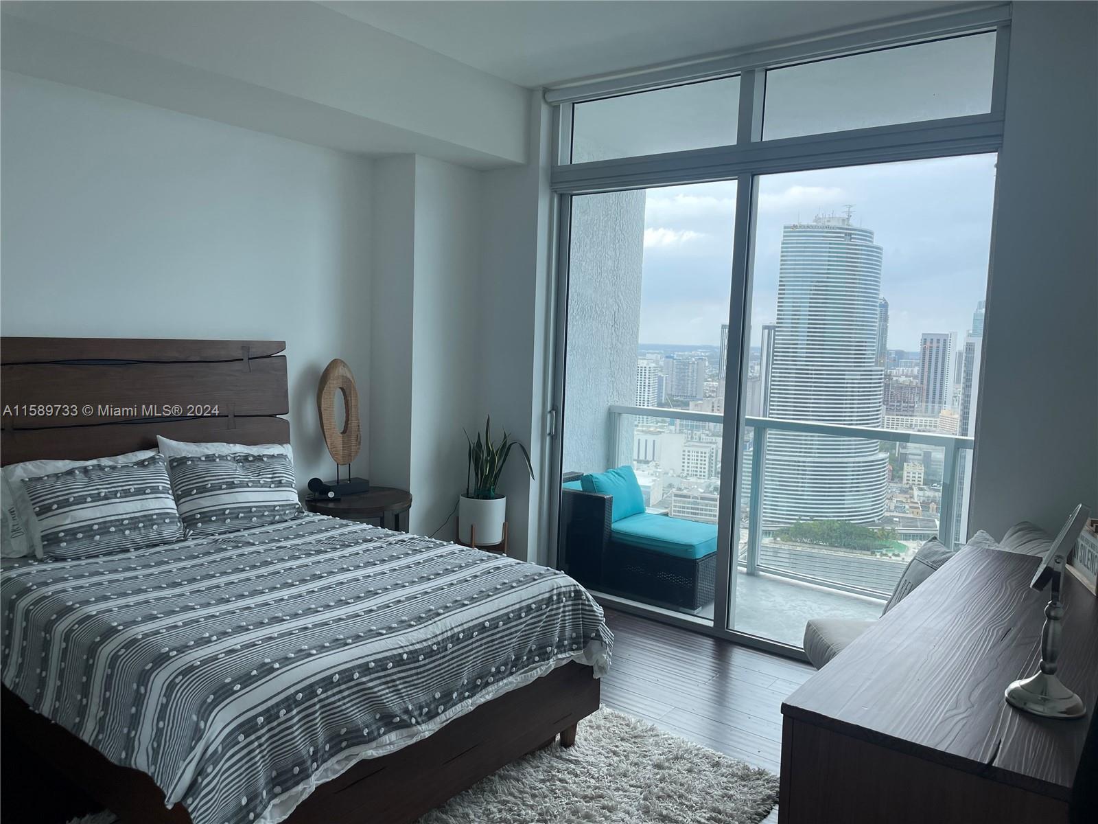 500 BRICKELL WEST CONDO - Residential Lease