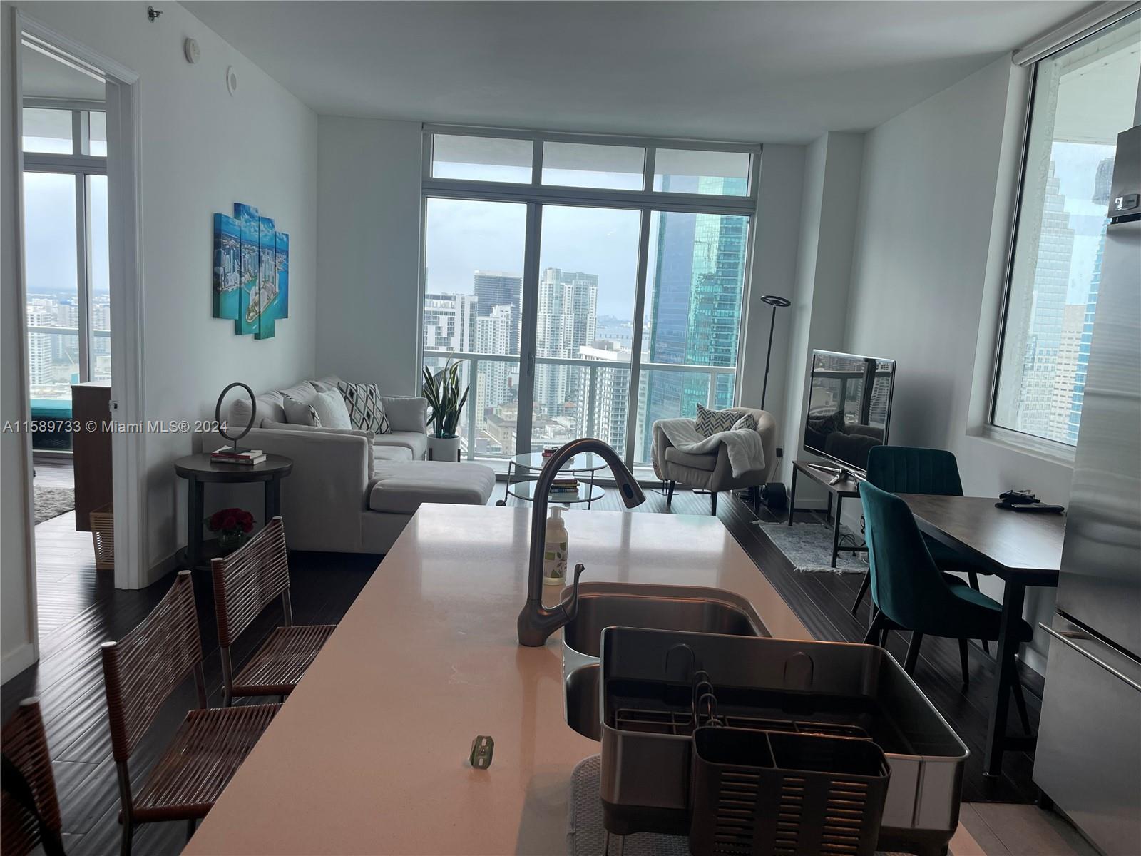 500 BRICKELL WEST CONDO - Residential Lease