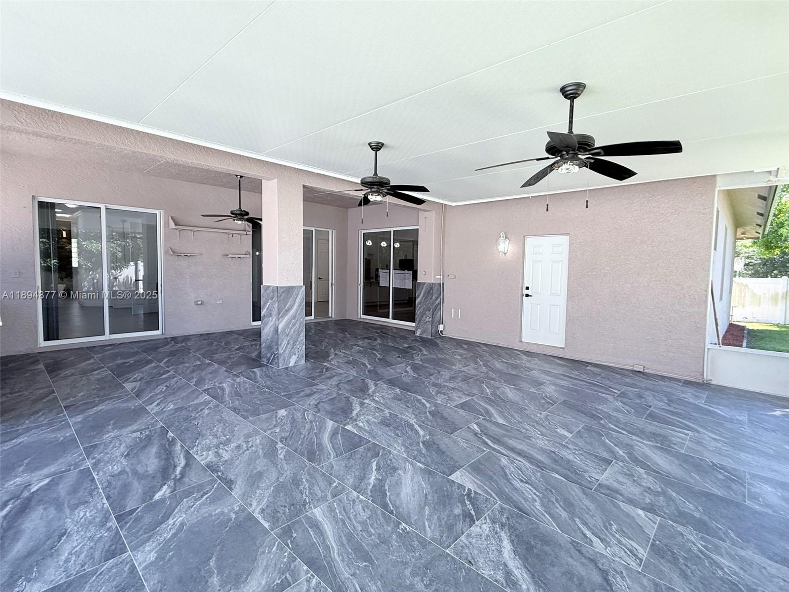 PORT ST LUCIE SECTION 11 - Residential
