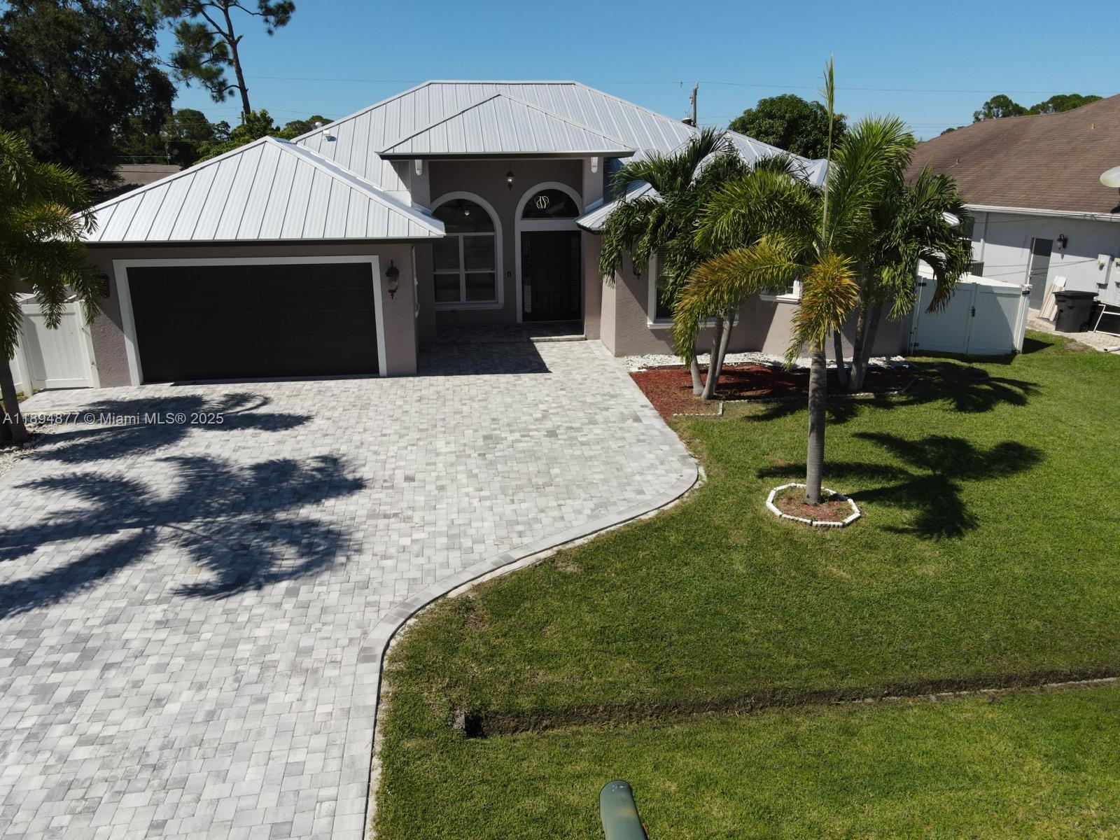 PORT ST LUCIE SECTION 11 - Residential