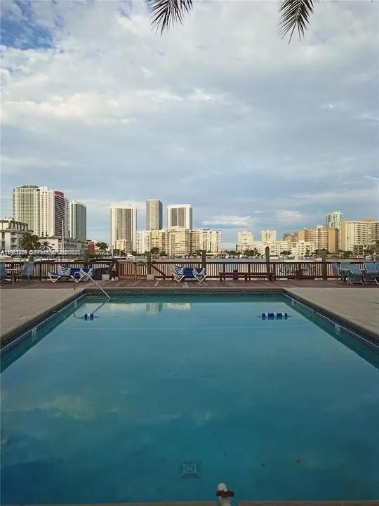 WOODLAKE APTS CONDO - Residential