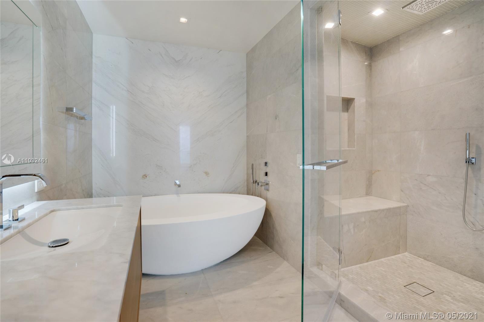 Turnberry Ocean Club Condo - Residential Lease