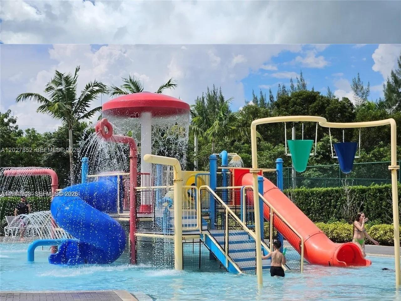 GRAND BAY SOUTH VILLAS - Residential